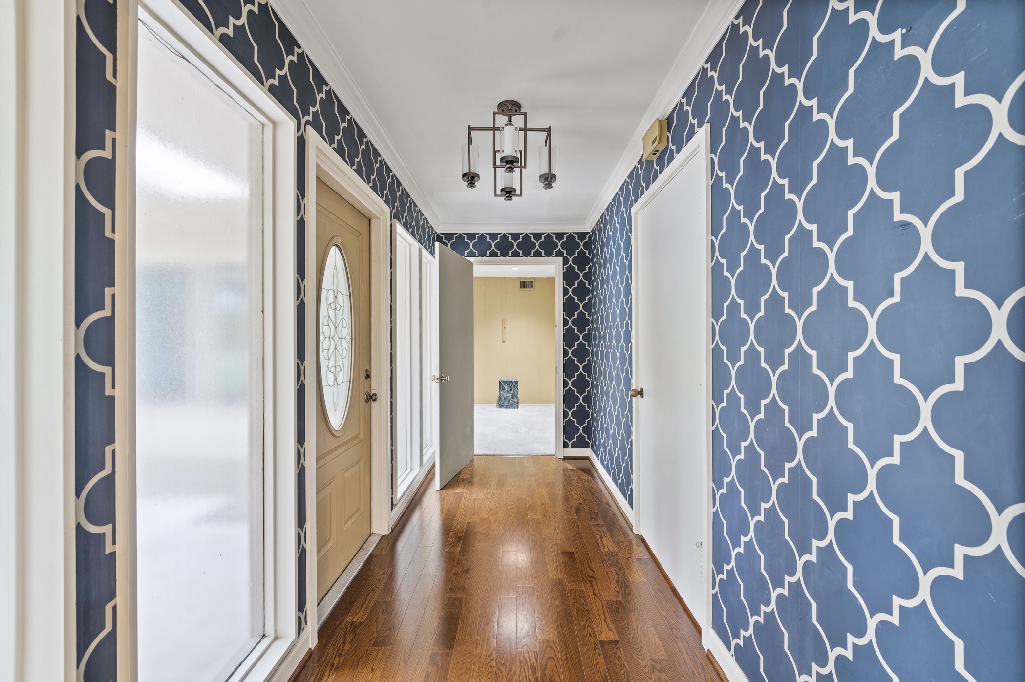 414 Main Street Property Photo 5