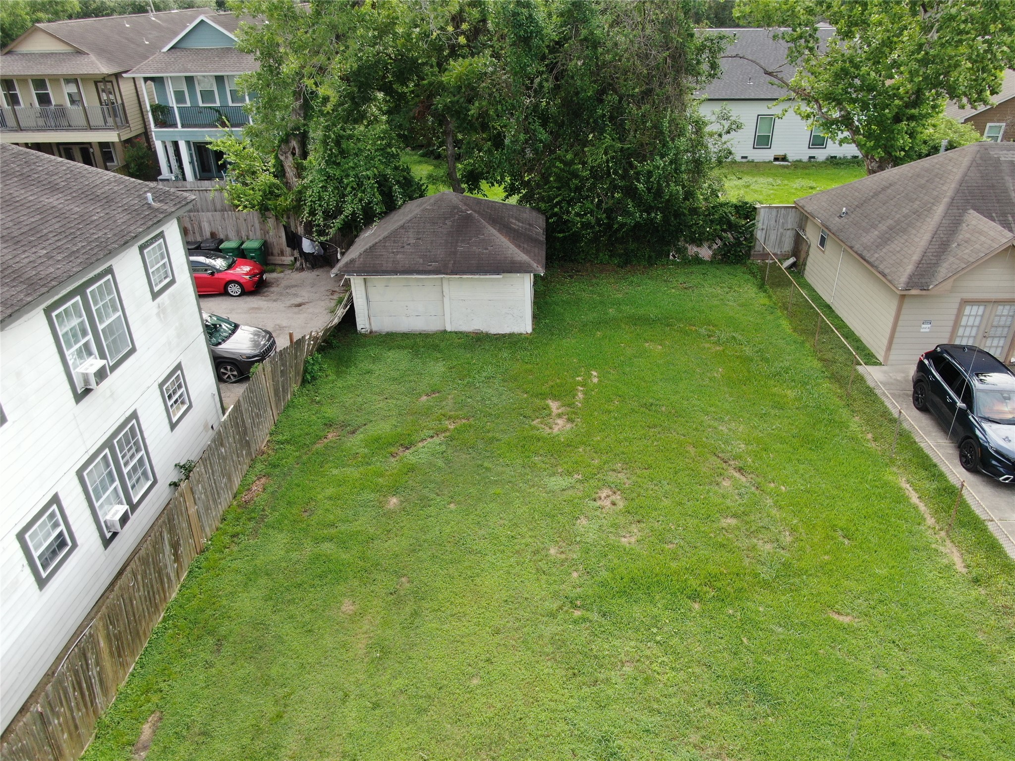 1611 Airline Drive Property Photo 5