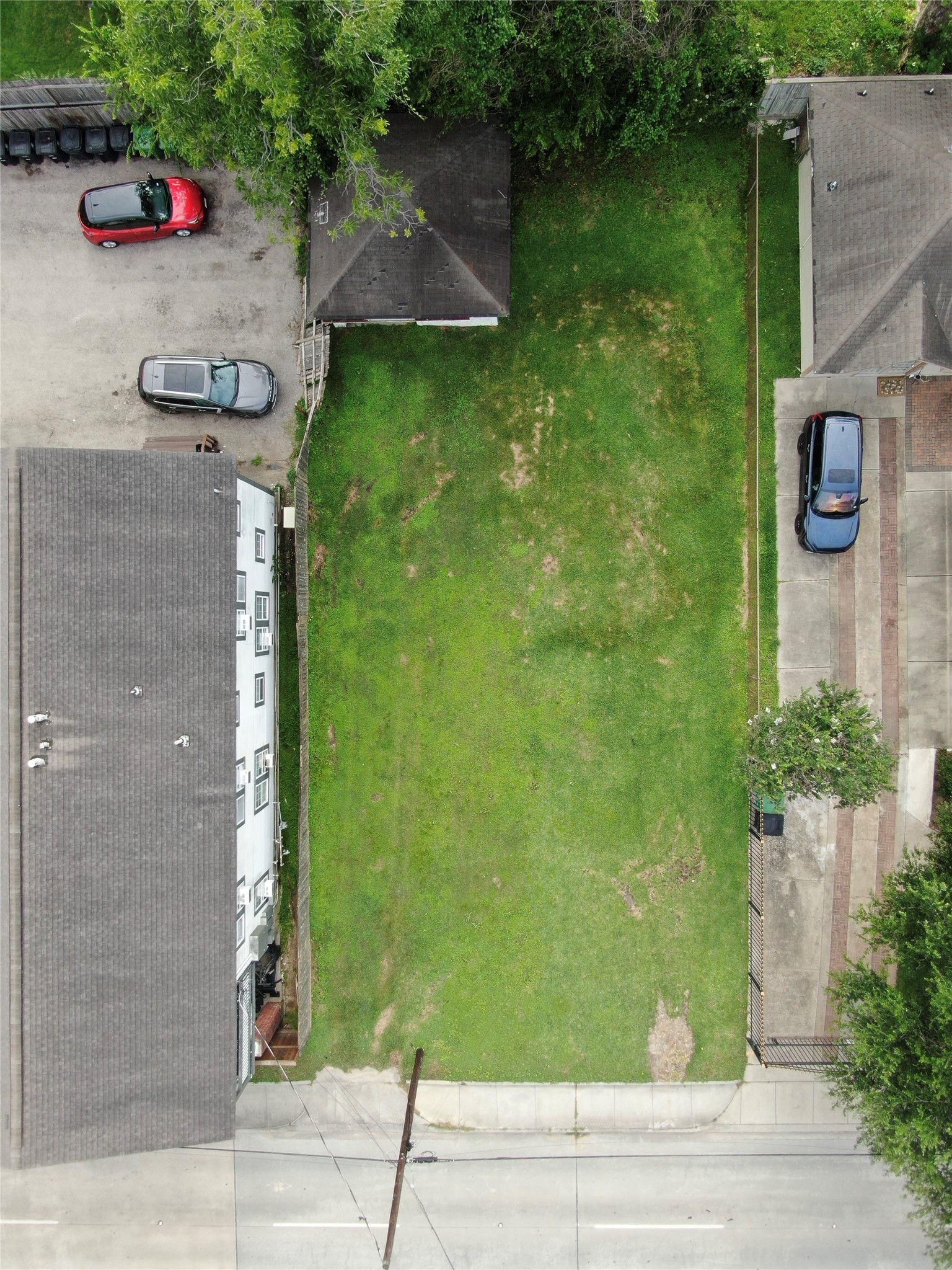1611 Airline Drive Property Photo 7