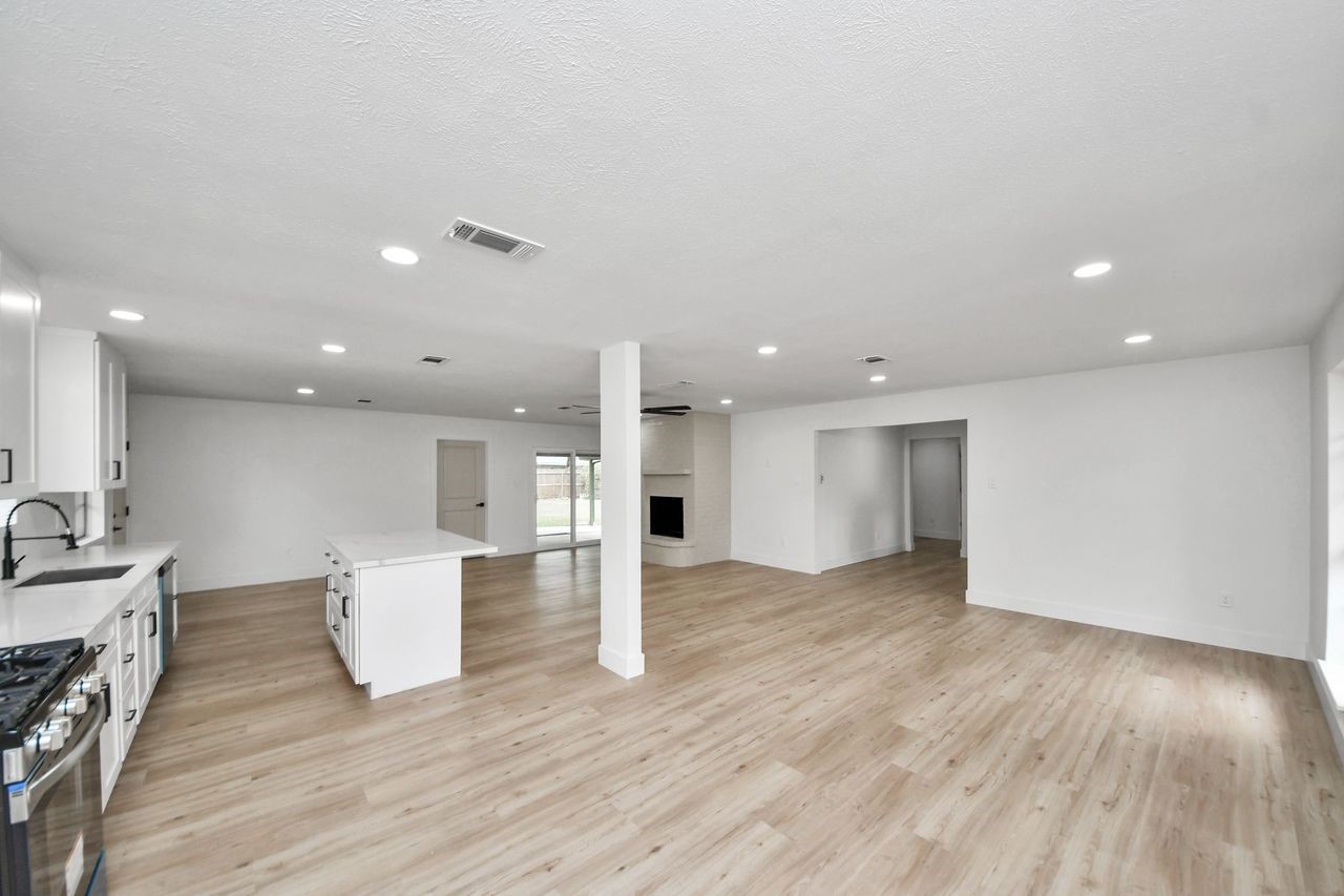 3013 Woodland Drive Property Photo 11