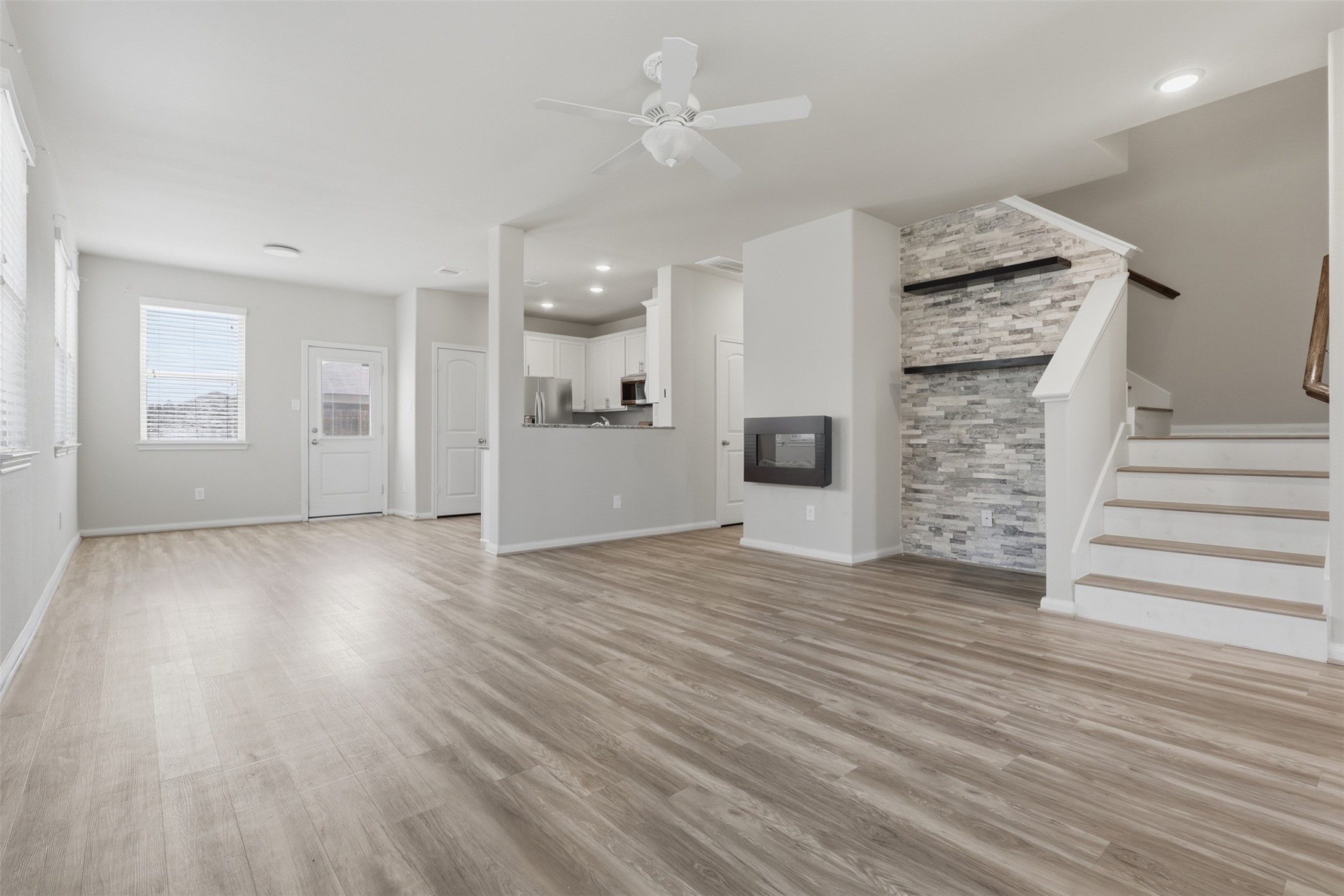 12611 Silverlight Court Property Photo 4