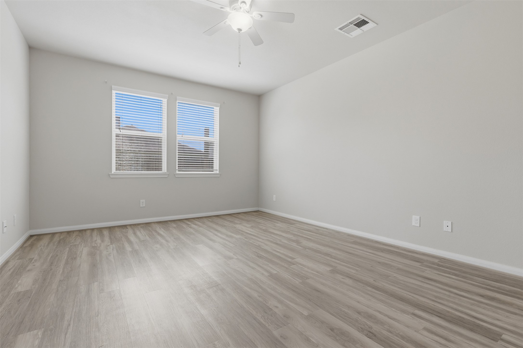 12611 Silverlight Court Property Photo 10