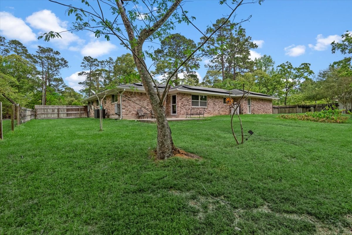 16701 Surrey Lane Property Photo 34