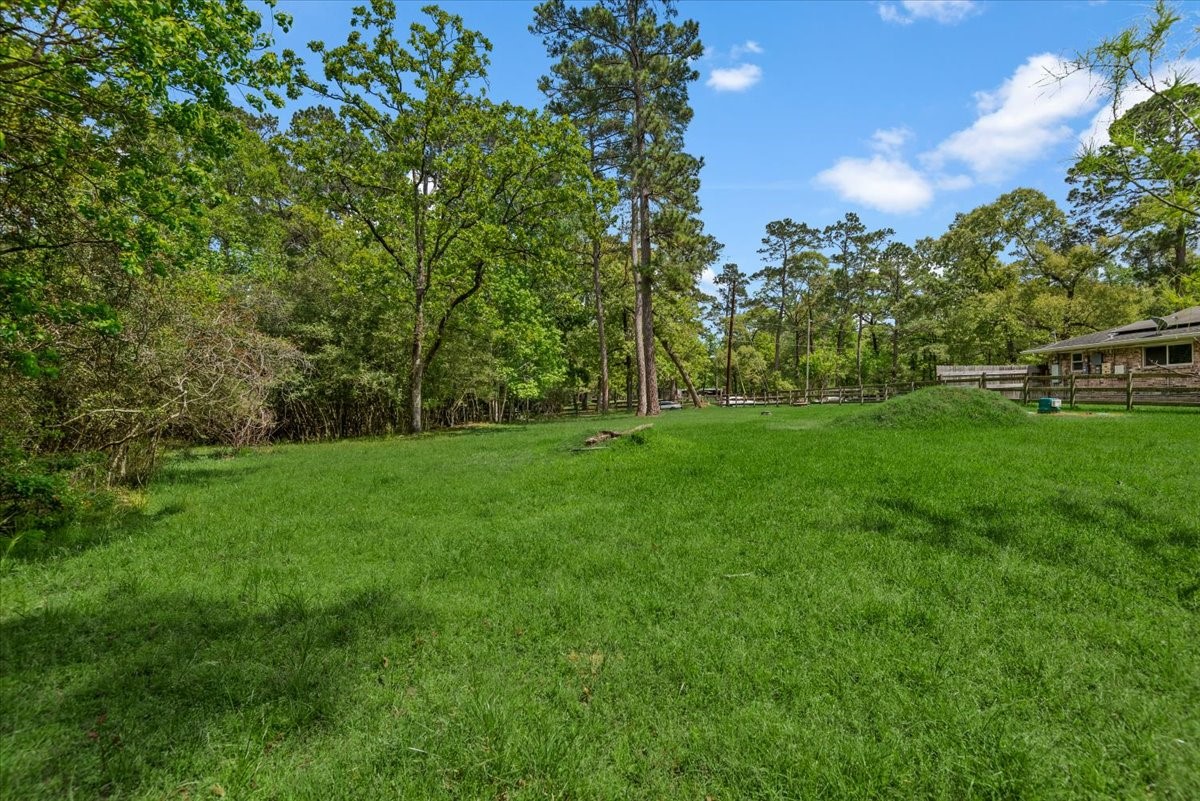 16701 Surrey Lane Property Photo 40