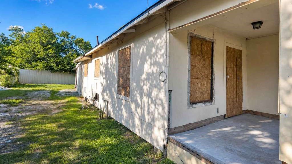 3109 Evella Street Property Photo 6