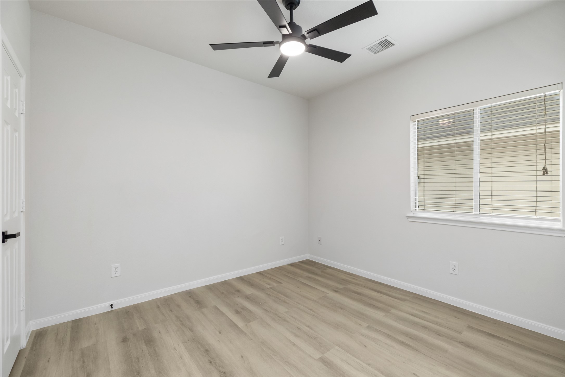 20322 Mossey Forest Court Property Photo 21