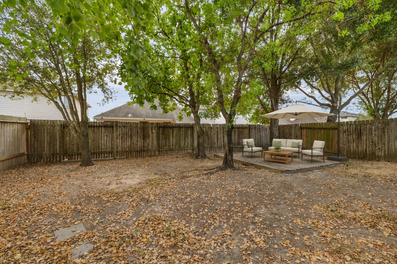 20322 Mossey Forest Court Property Photo 28