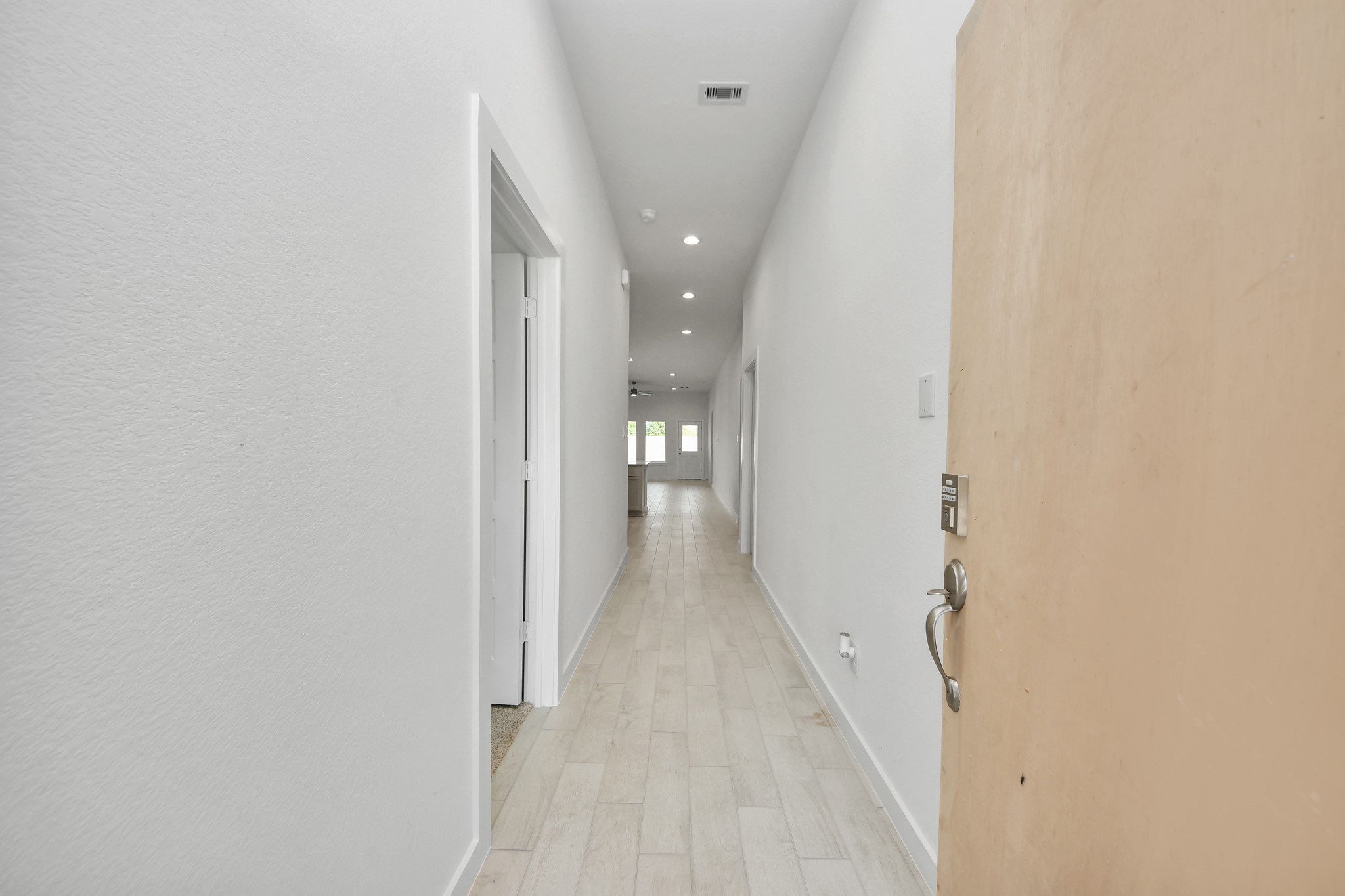 26371 Viva Drive Property Photo 6