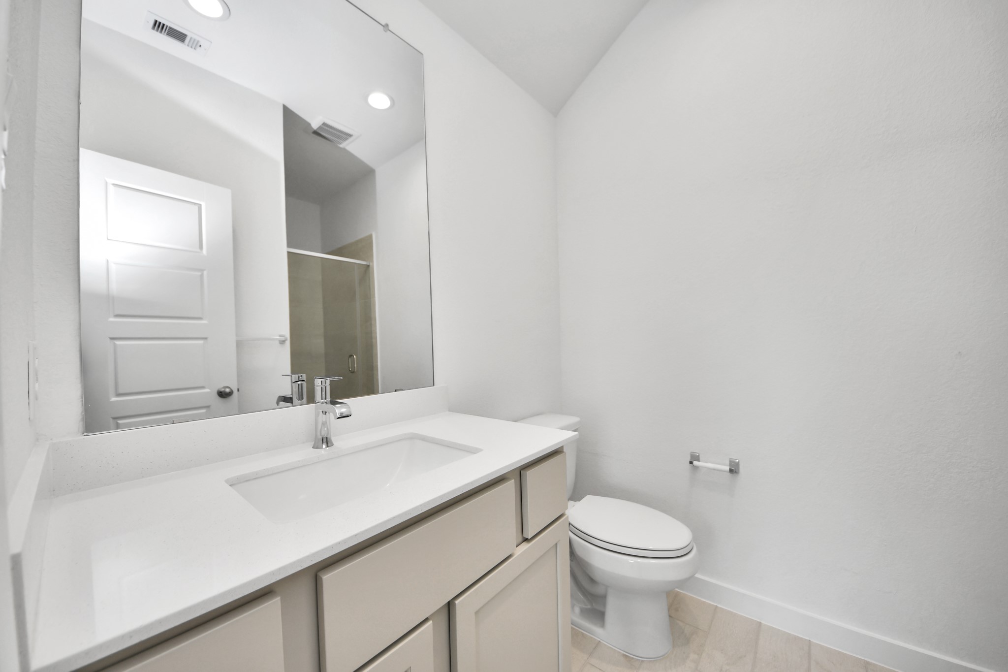 26371 Viva Drive Property Photo 9