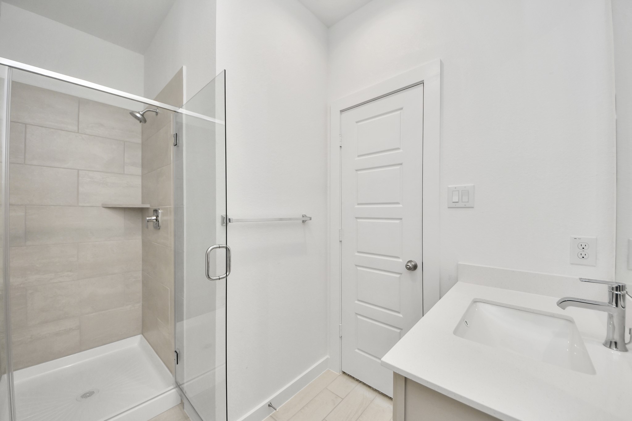 26371 Viva Drive Property Photo 10