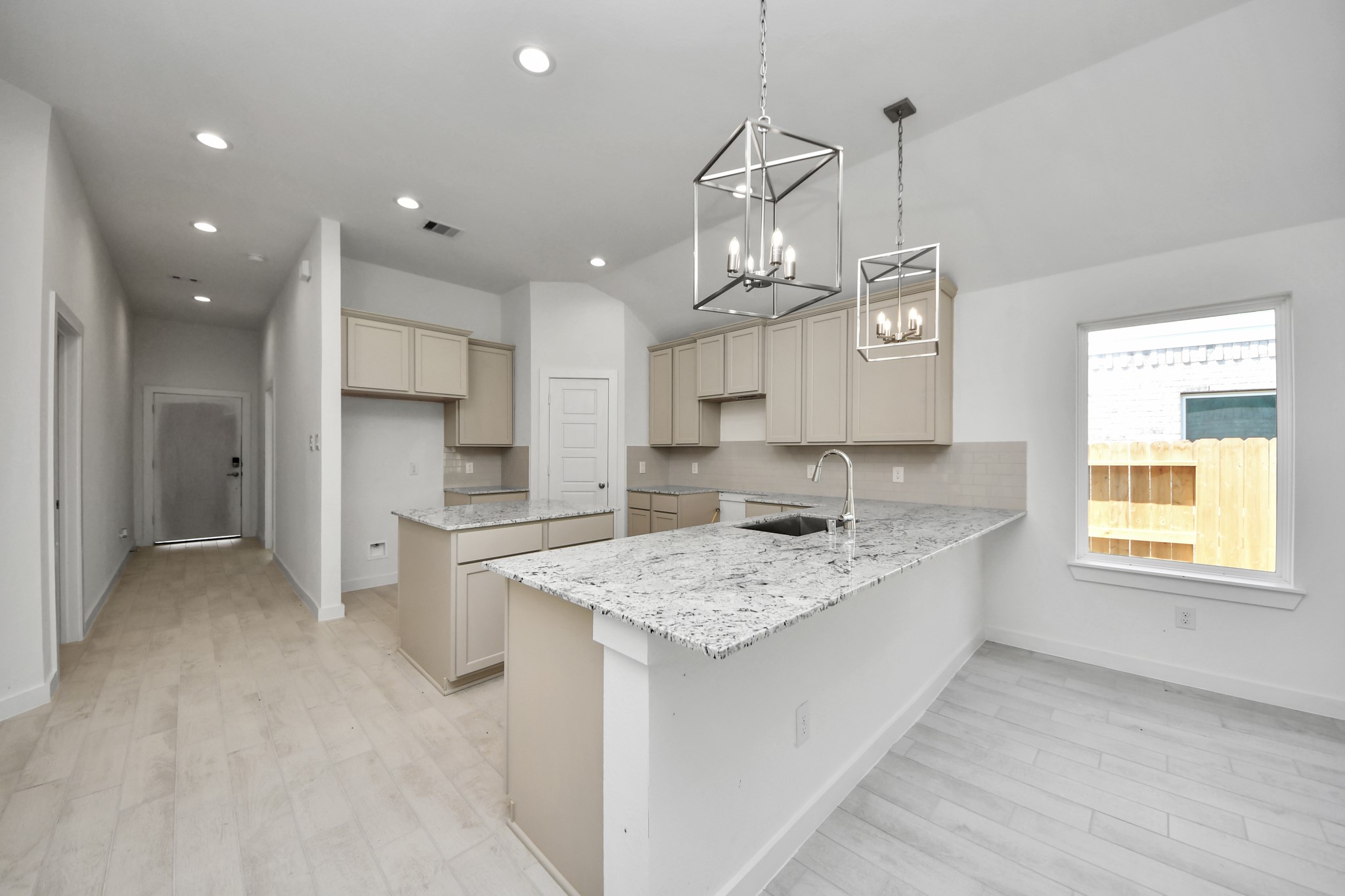 26371 Viva Drive Property Photo 13