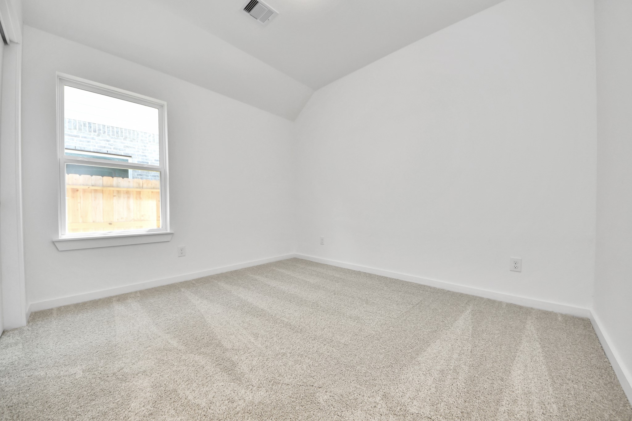 26371 Viva Drive Property Photo 20