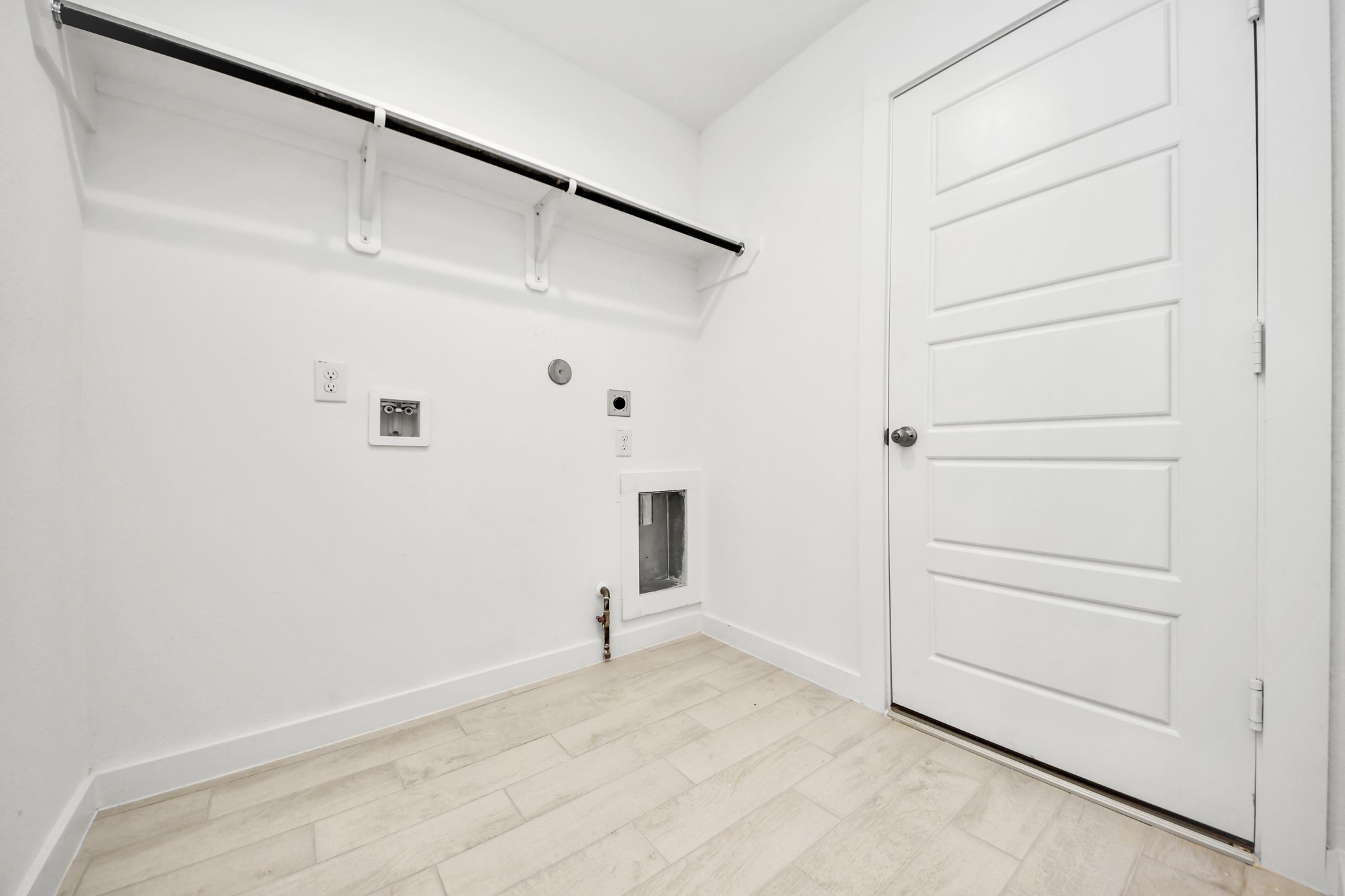 26371 Viva Drive Property Photo 38