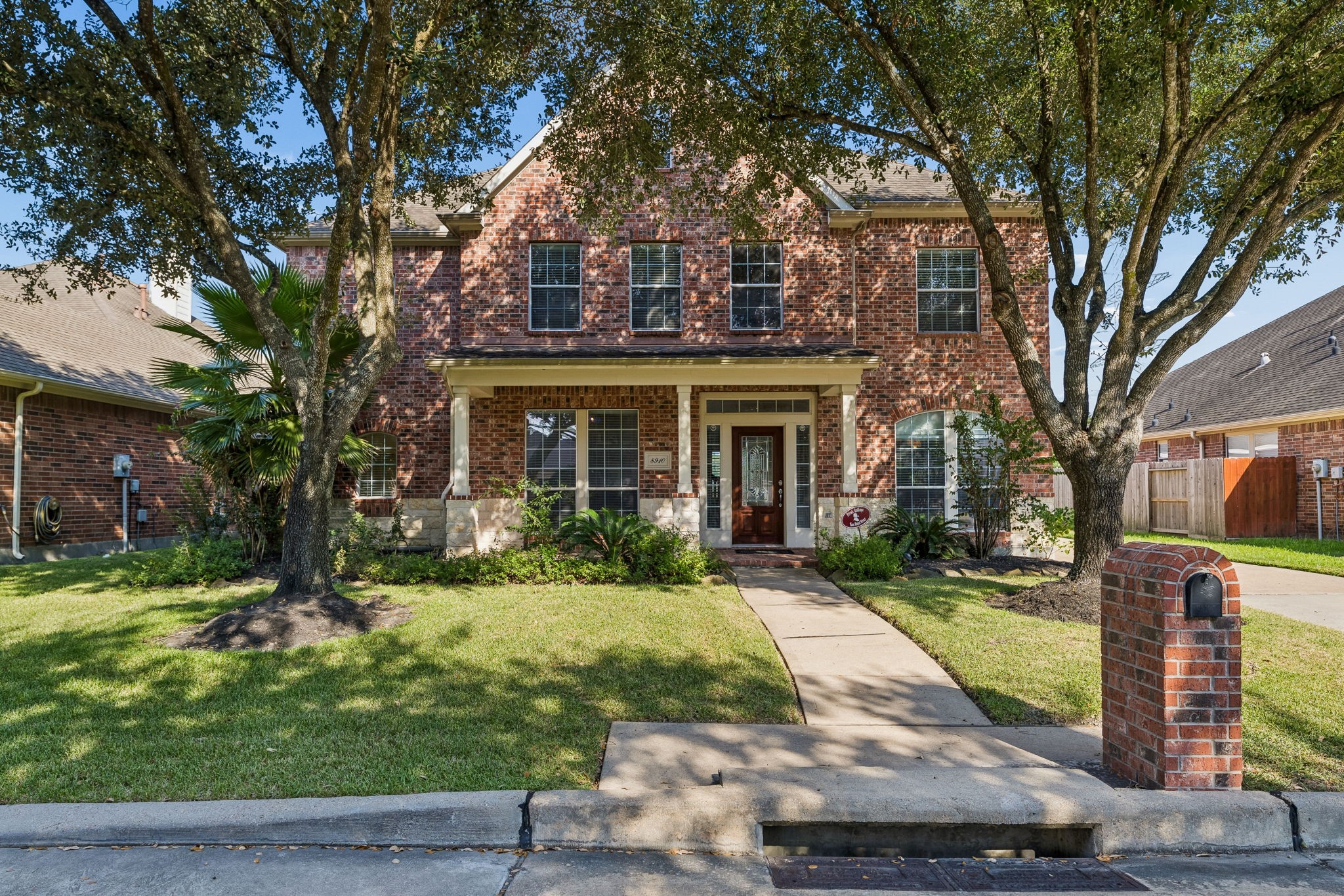 8910 Cote Court Property Photo 4