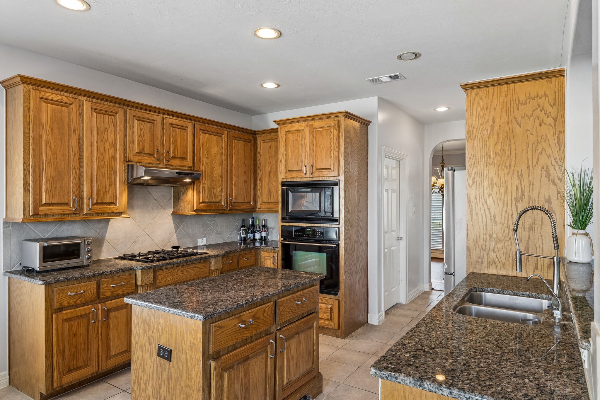 8910 Cote Court Property Photo 16