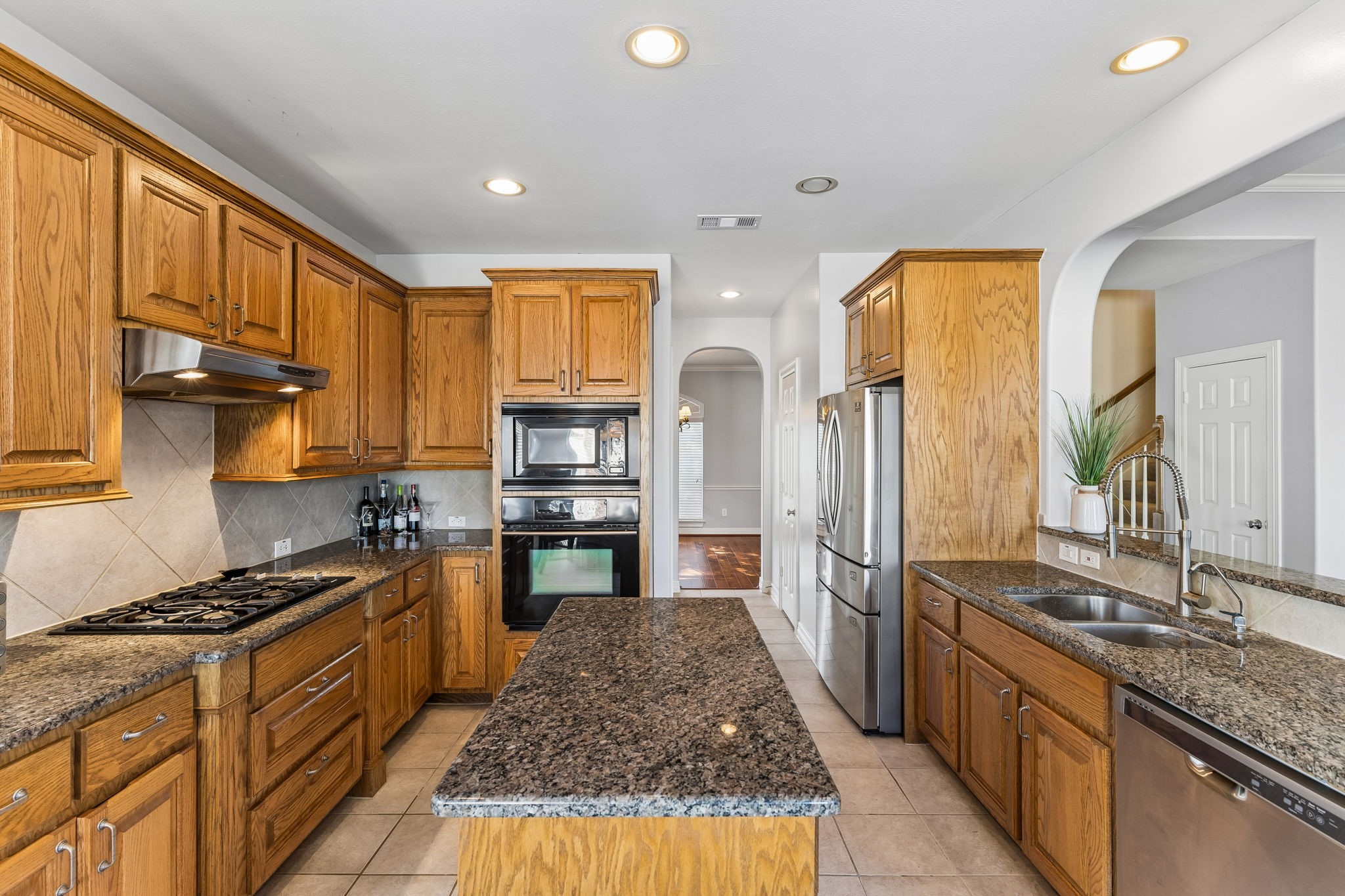 8910 Cote Court Property Photo 18