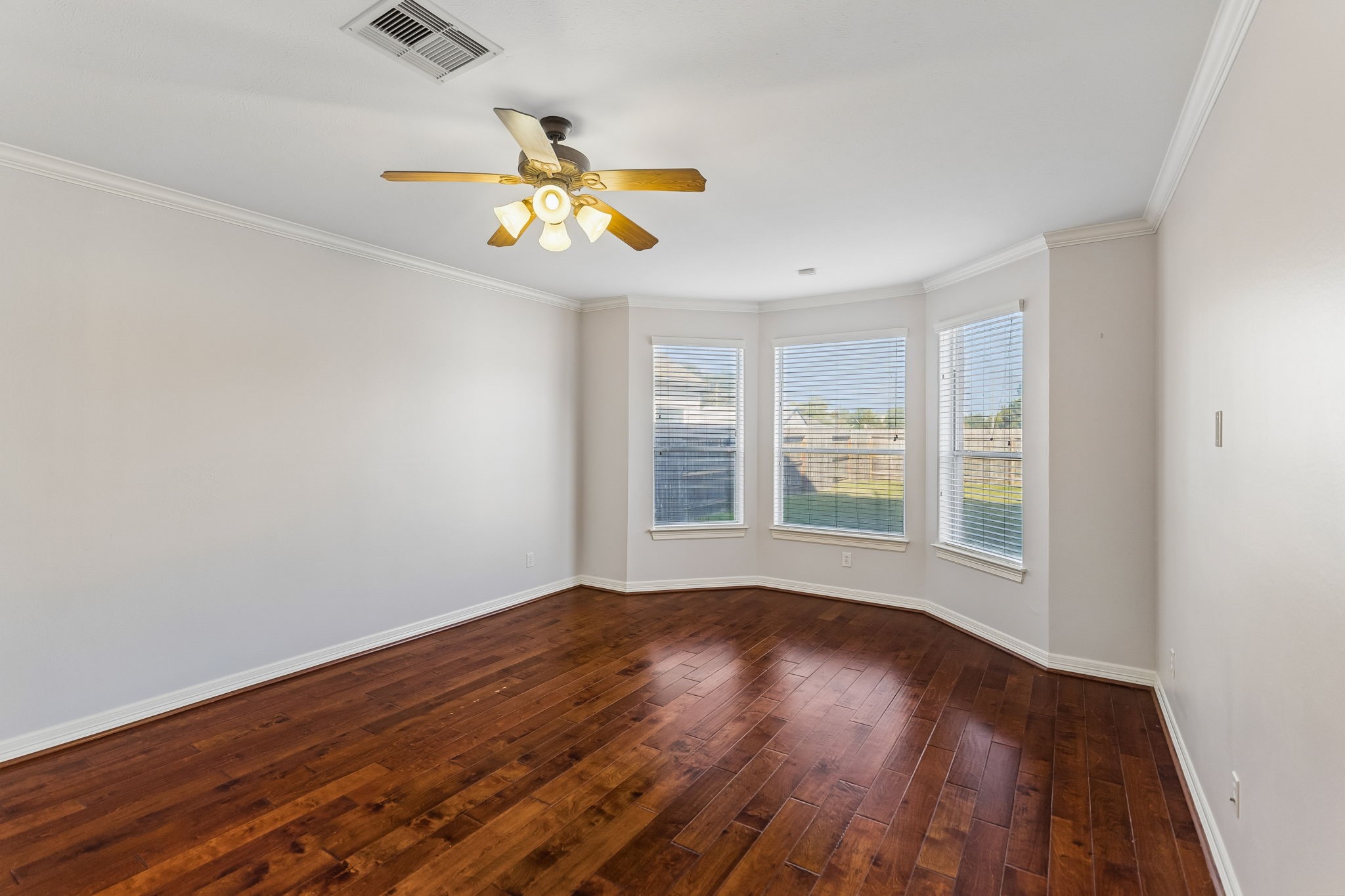 8910 Cote Court Property Photo 25