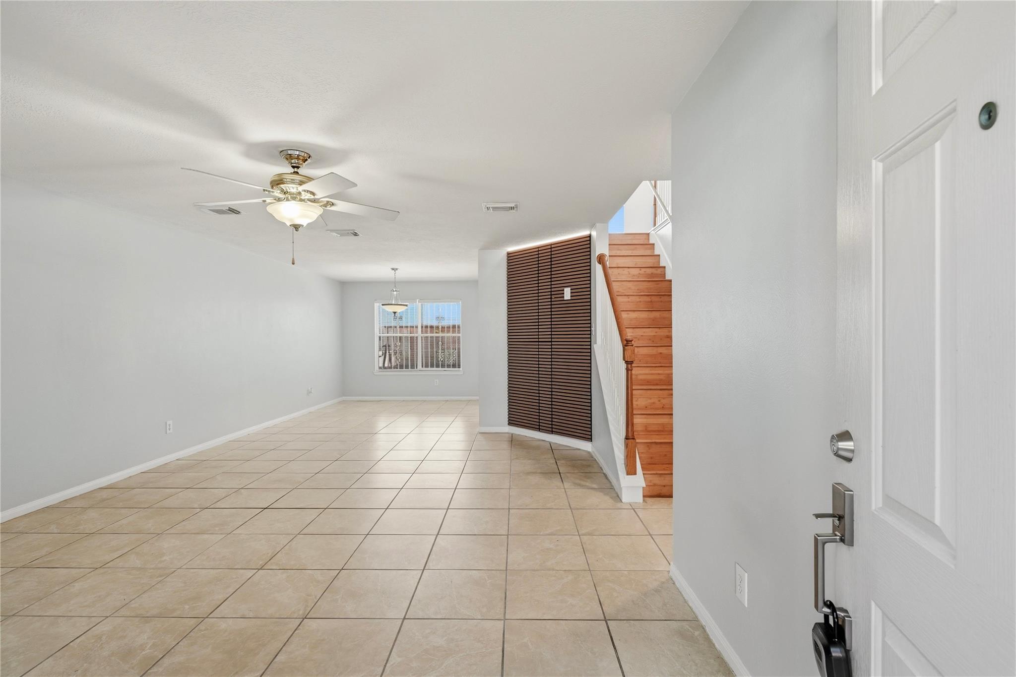 7027 Waveland Drive, Houston Tx 77072 Property Photo 3