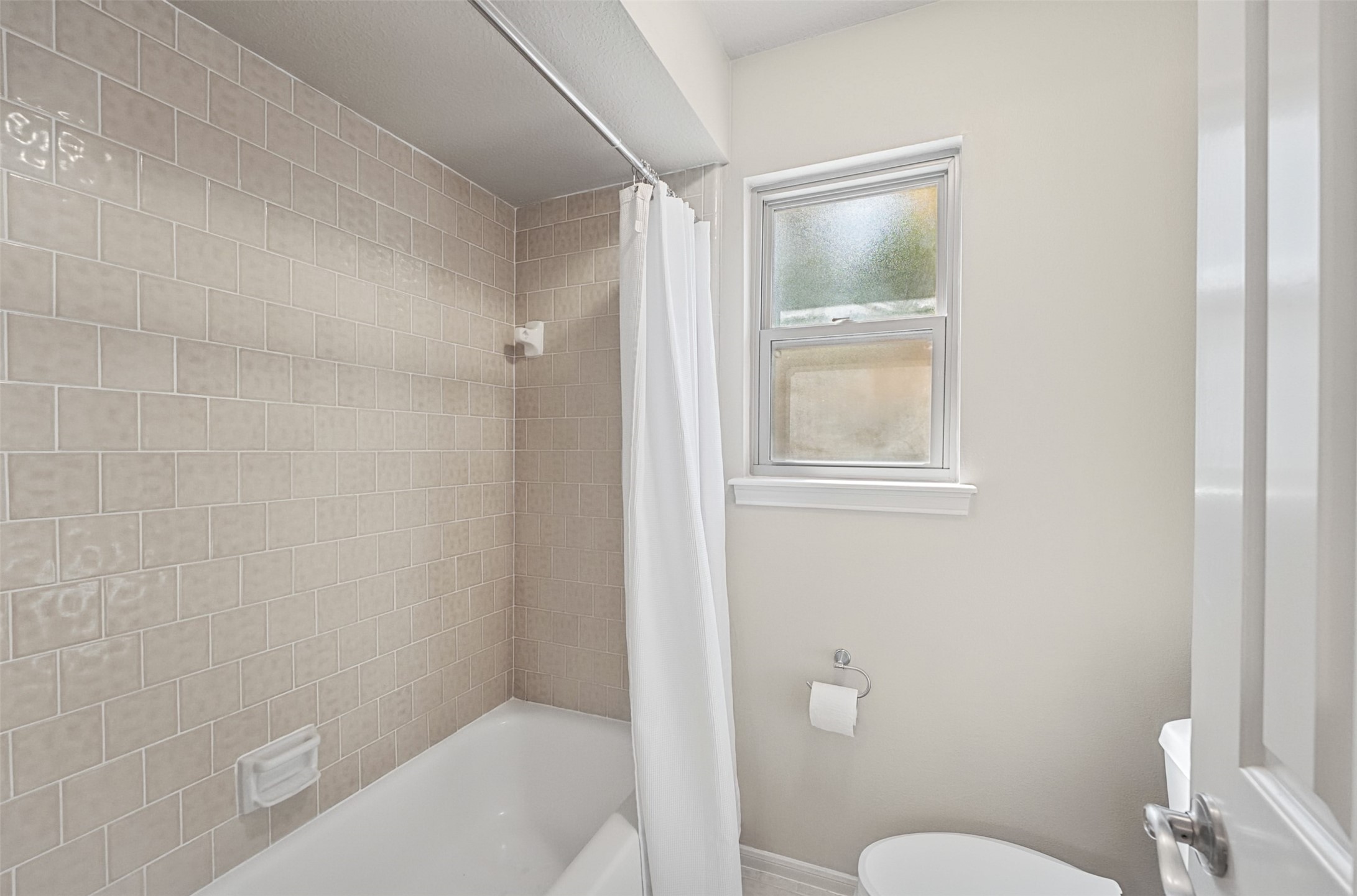 5911 Bayonne Drive Property Photo 32