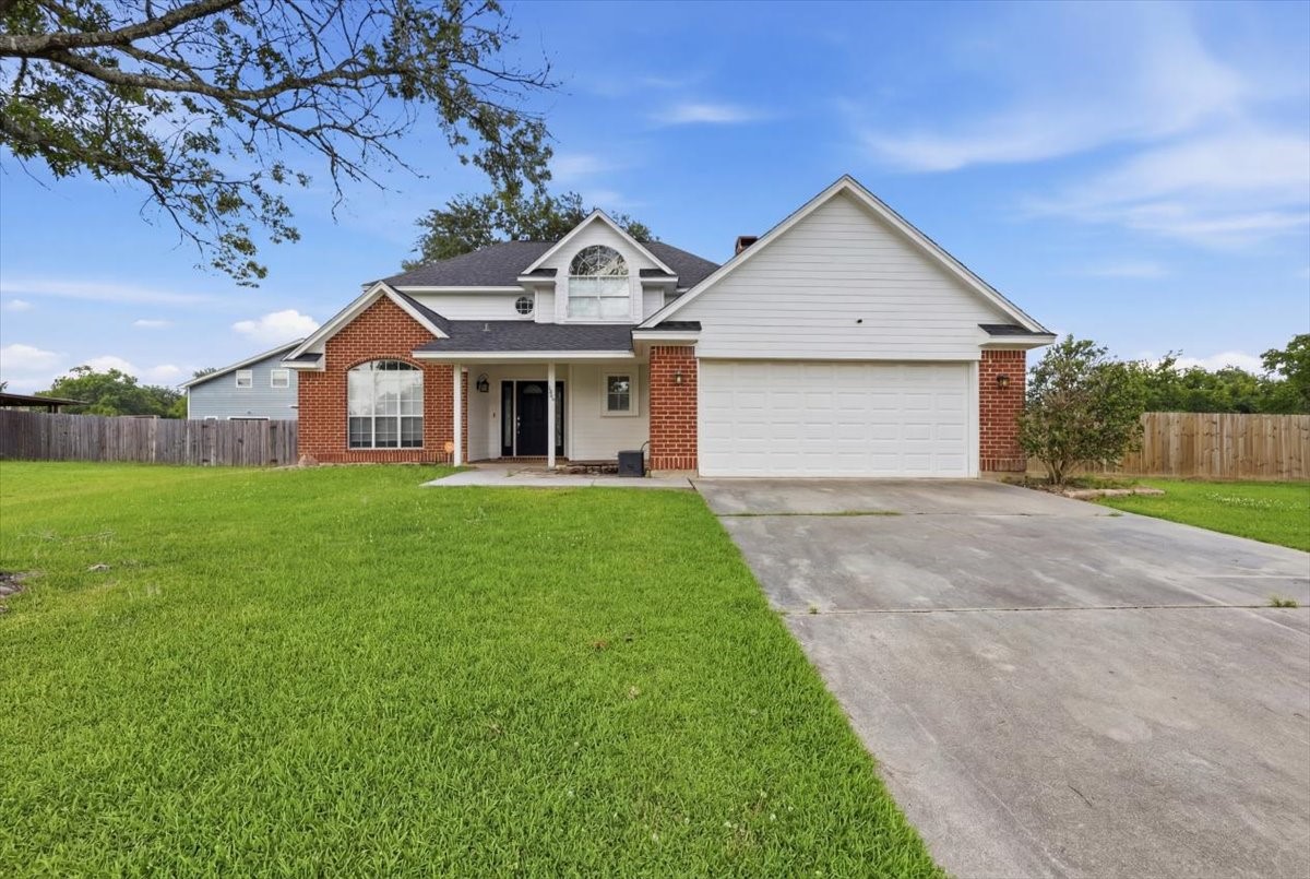 425 Blueberry Street Property Photo 1
