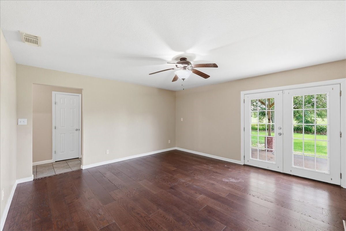 425 Blueberry Street Property Photo 18