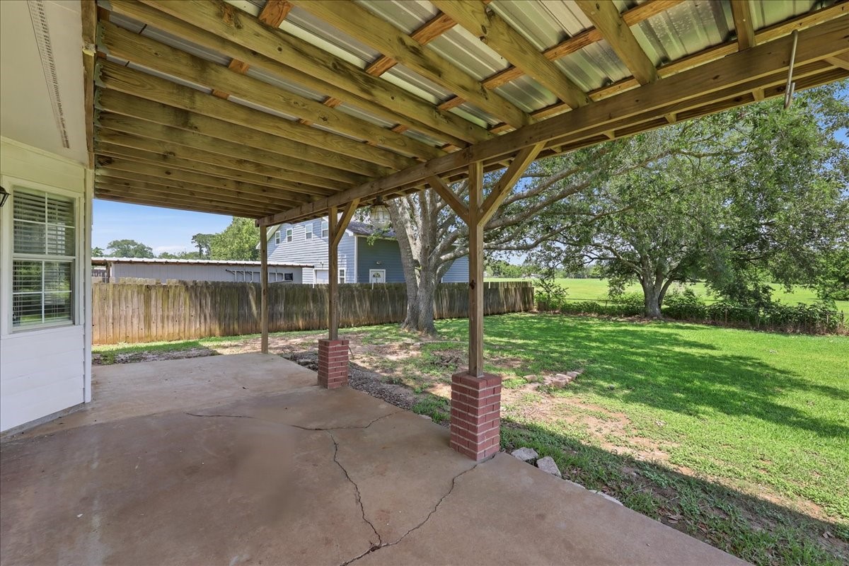 425 Blueberry Street Property Photo 36