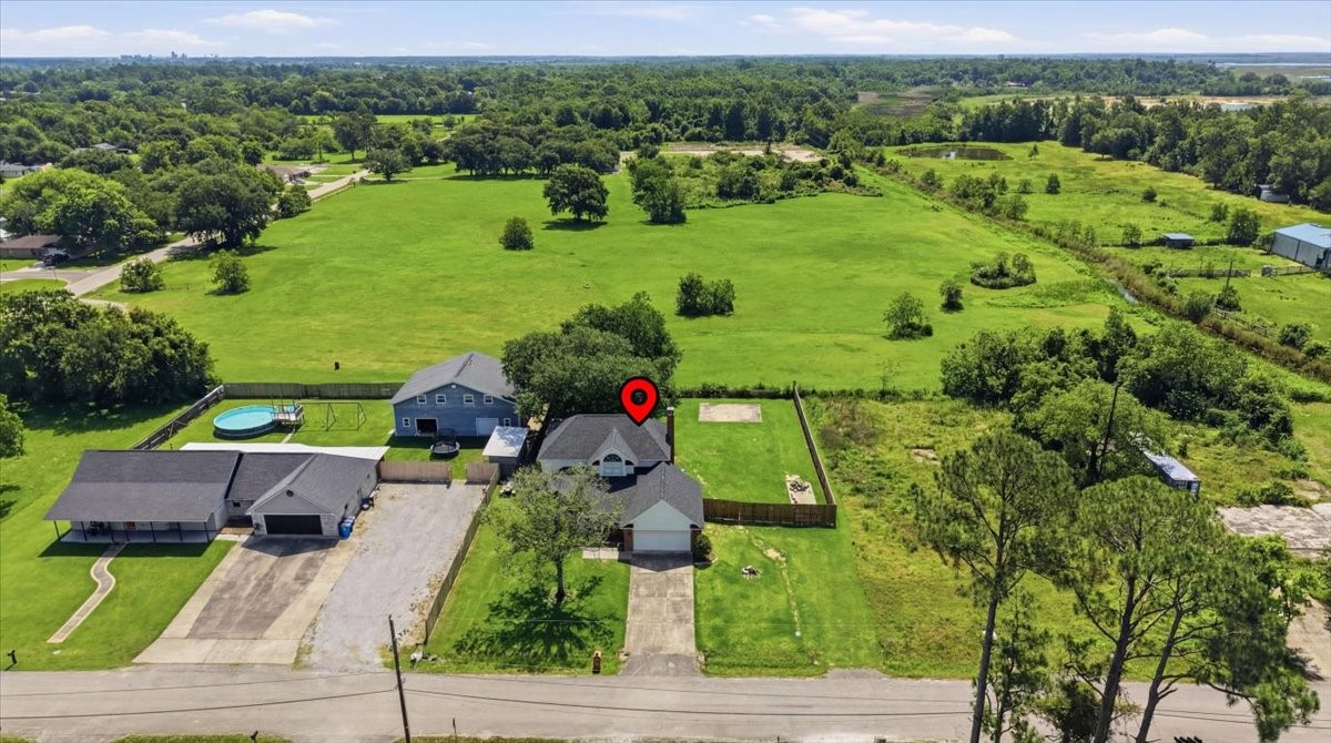 425 Blueberry Street Property Photo 41