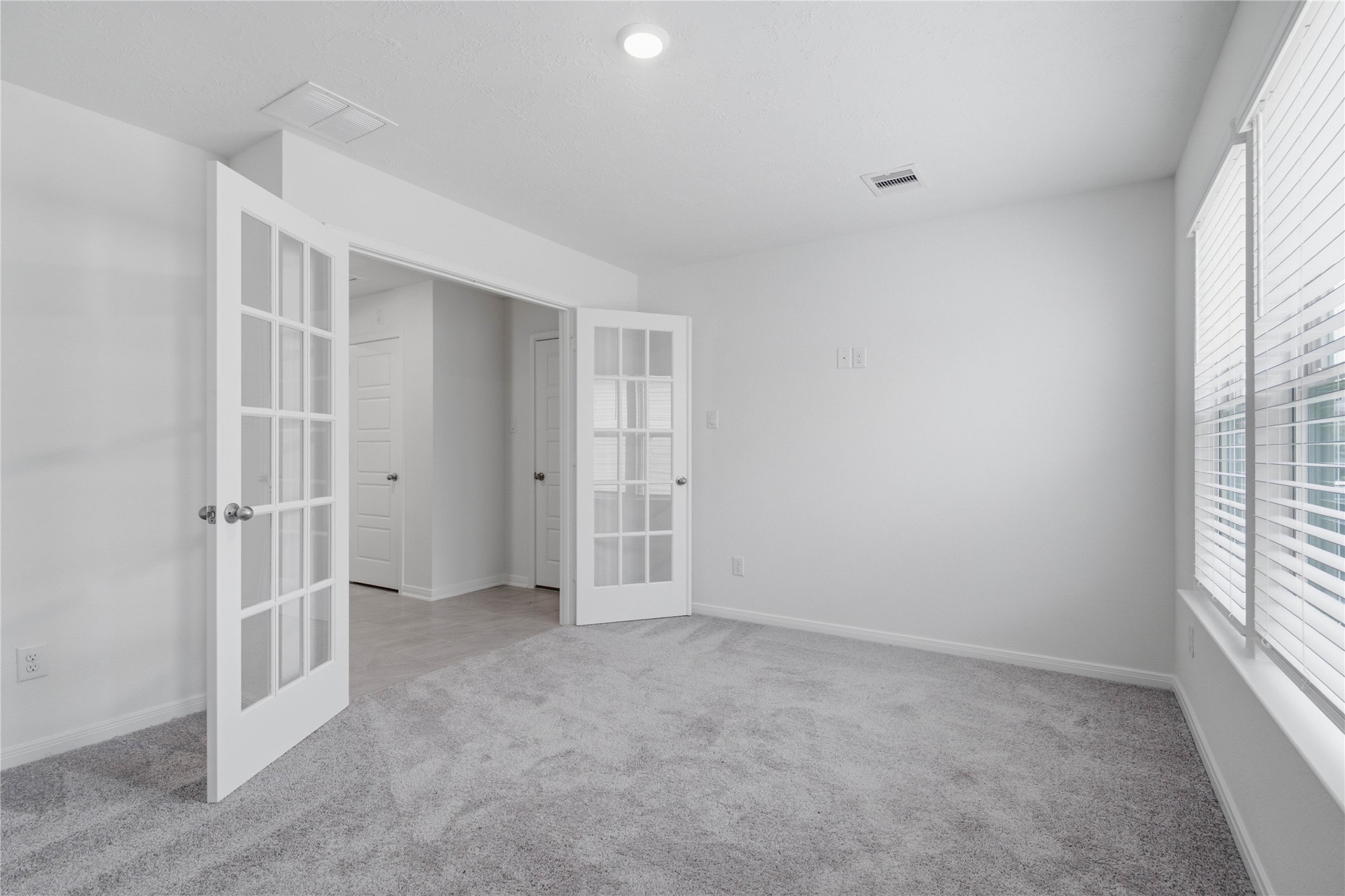 2902 Dardanos Lane Property Photo 11