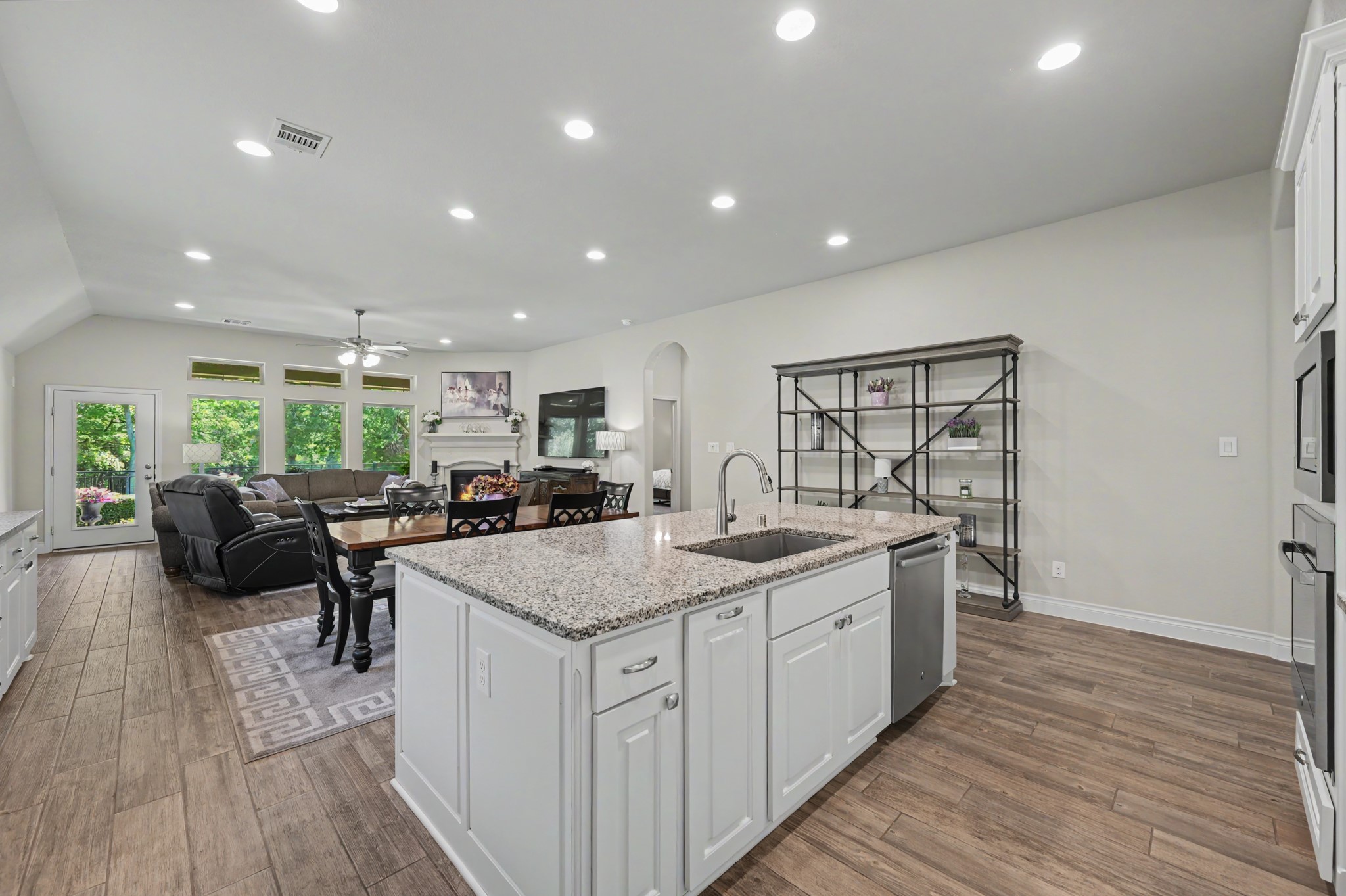 250 Torrey Bloom Loop Property Photo 13