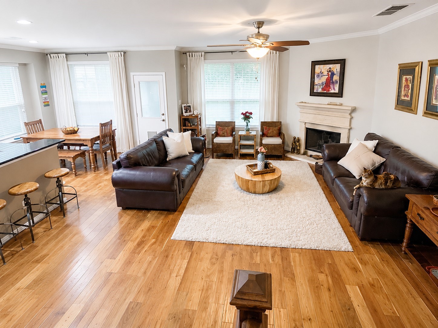 110 N Hawkhurst Circle Property Photo 3