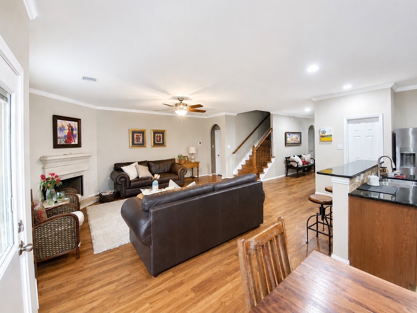 110 N Hawkhurst Circle Property Photo 4