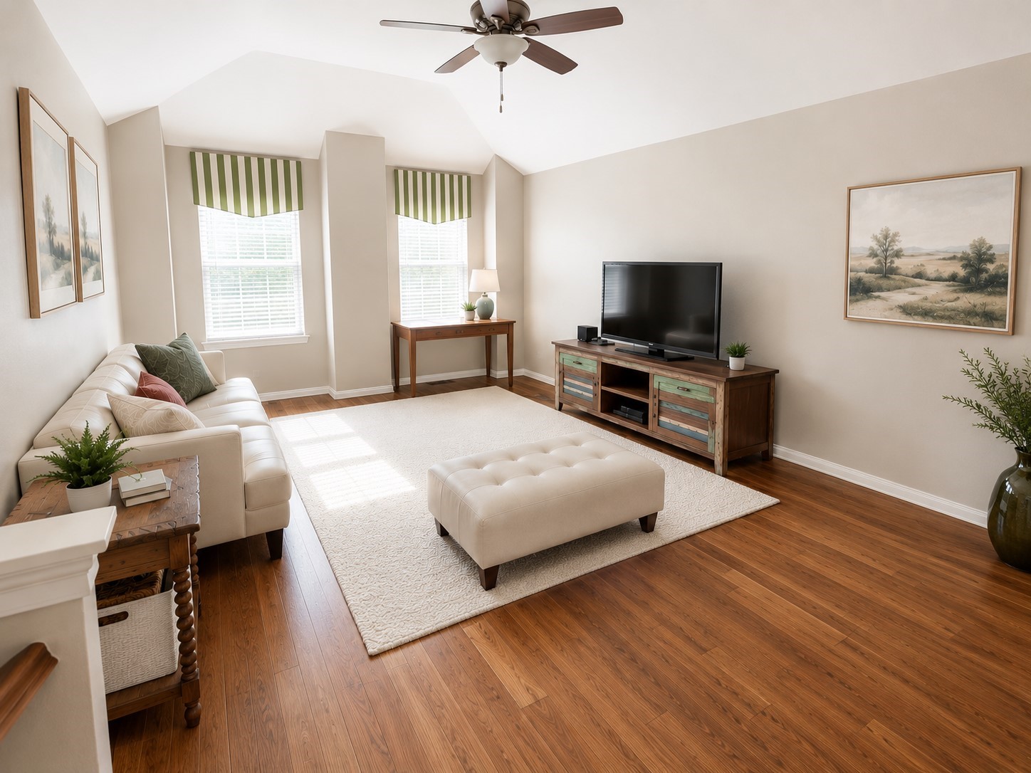 110 N Hawkhurst Circle Property Photo 8