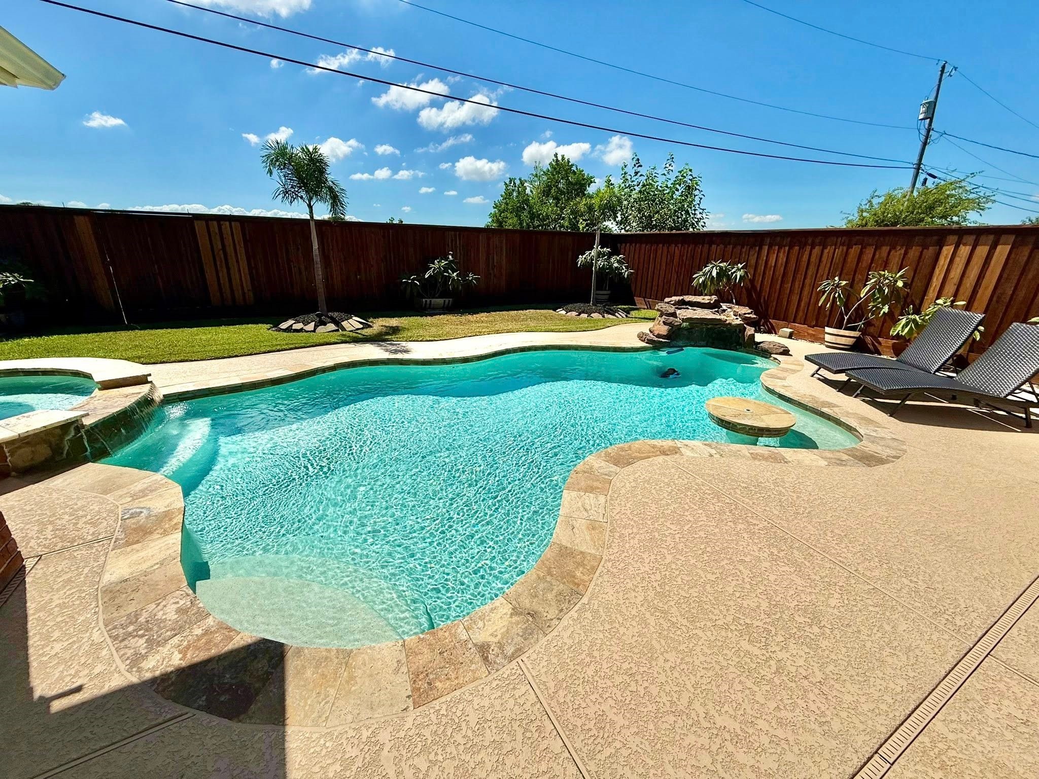 2907 30th Ave N Property Photo 1