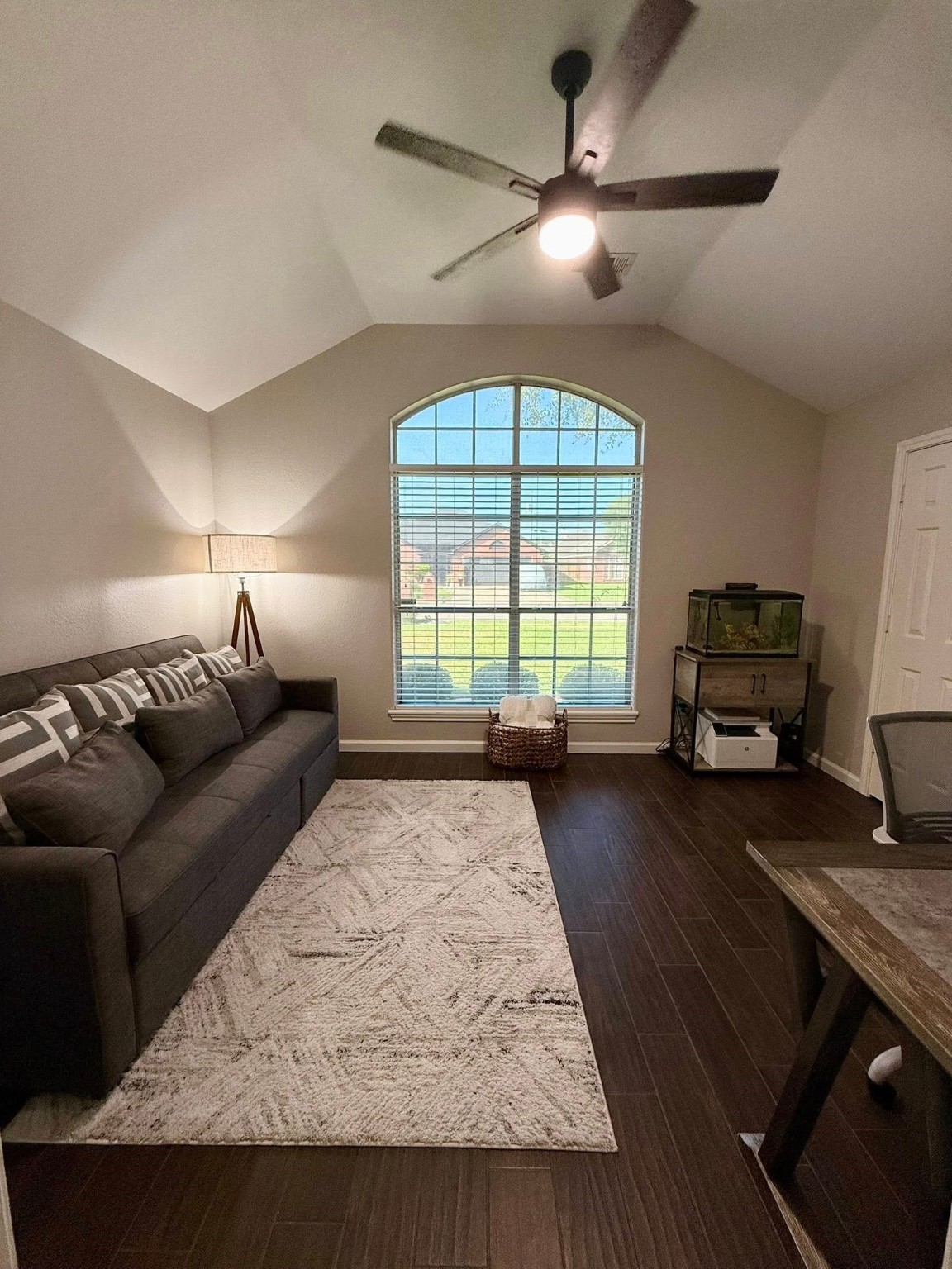 2907 30th Ave N Property Photo 16