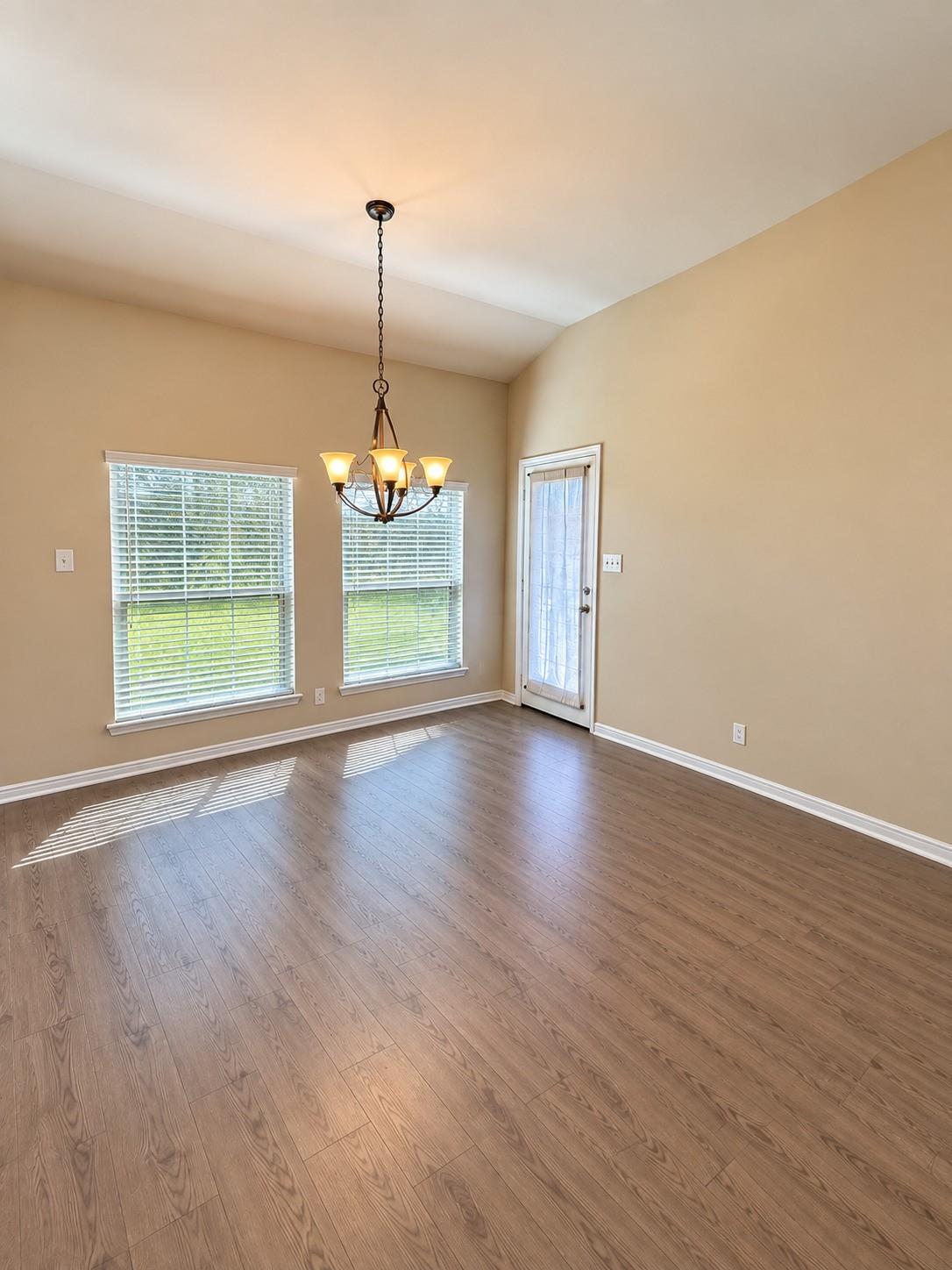 1150 Shadow Glenn Drive Property Photo 12