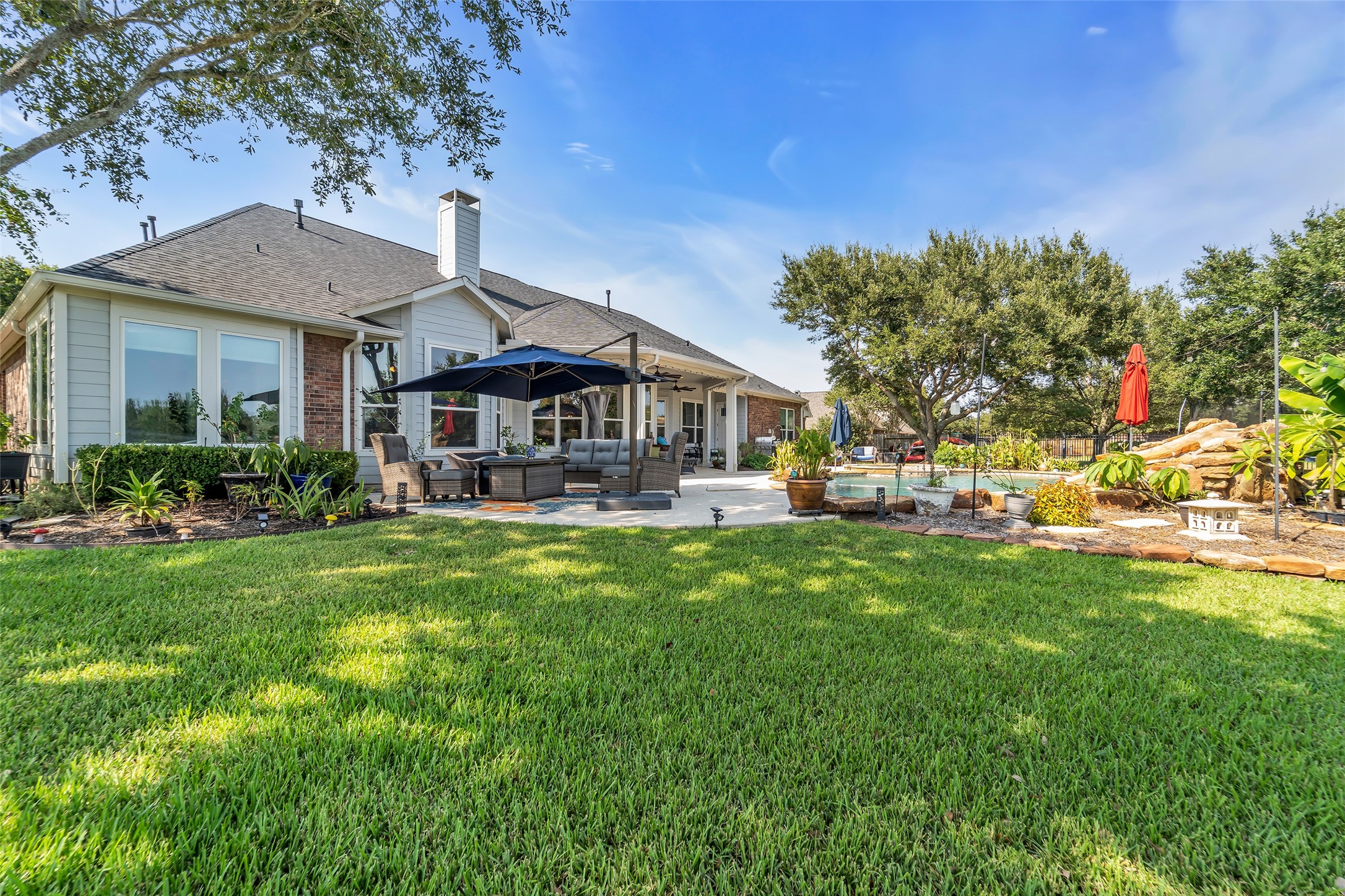 1919 Anchor Lake Lane Property Photo 7