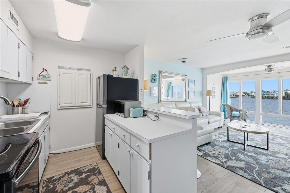 580 Pleasure Island Boulevard 224 Property Photo 16