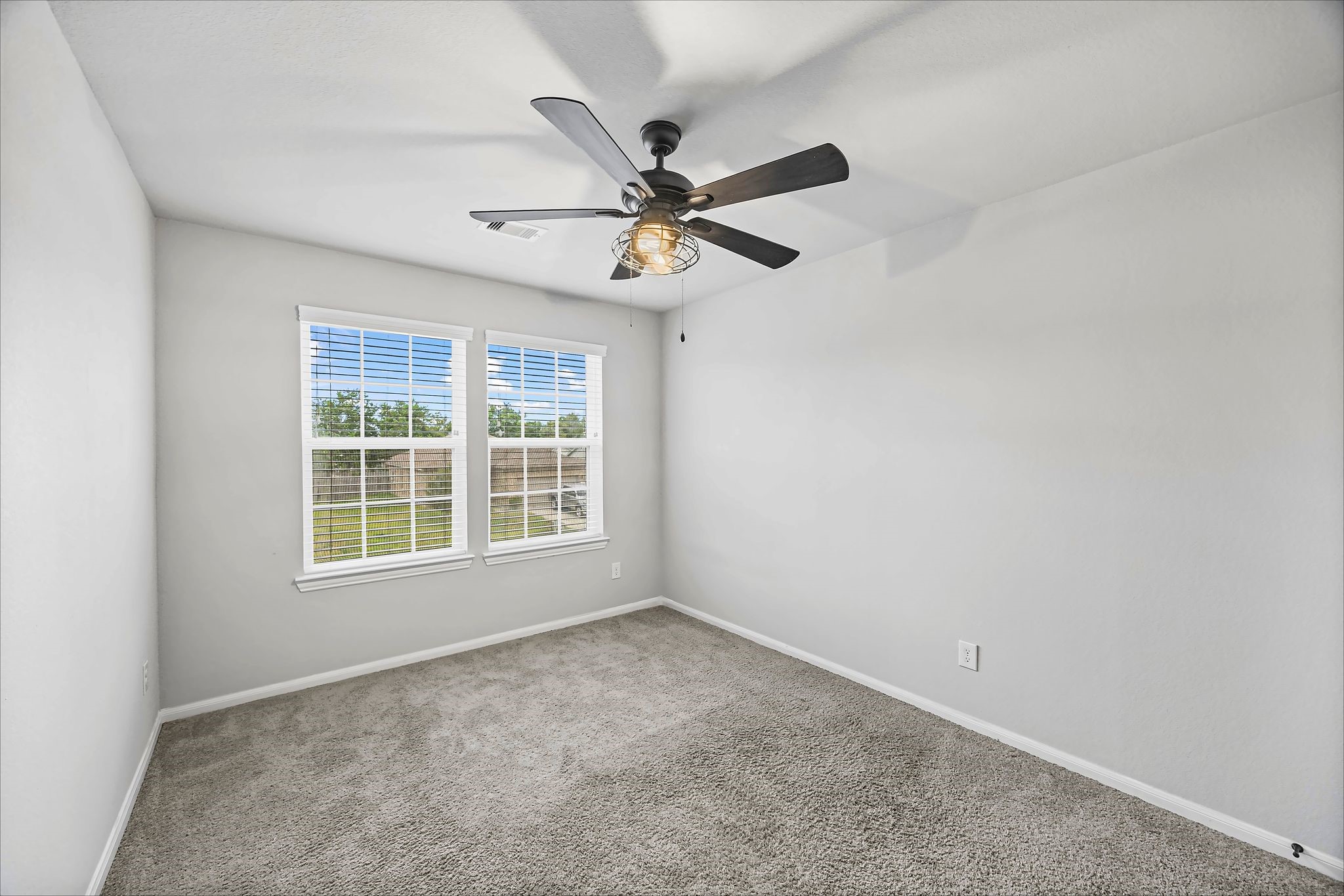 7327 Parkview Drive Property Photo 11