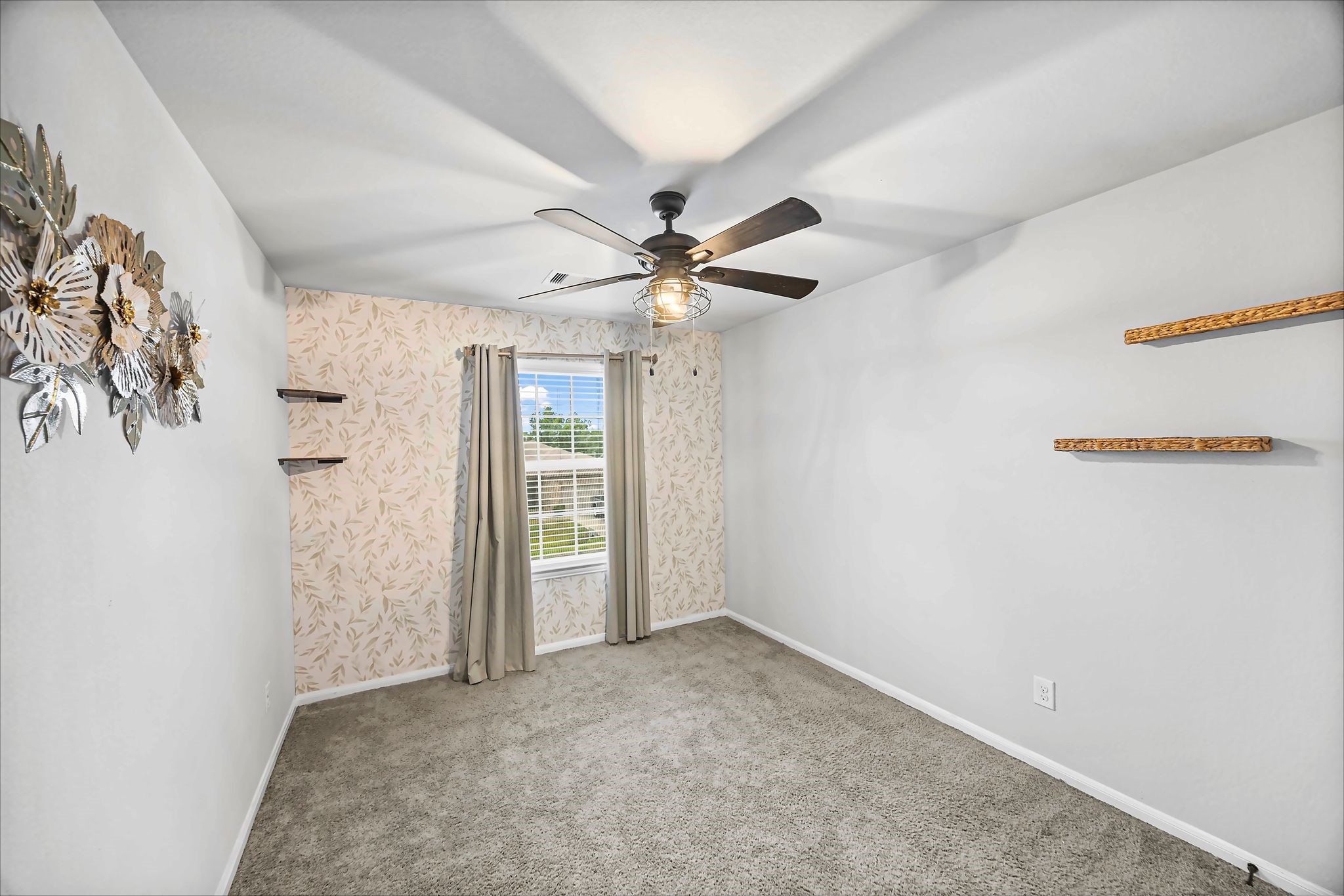 7327 Parkview Drive Property Photo 12