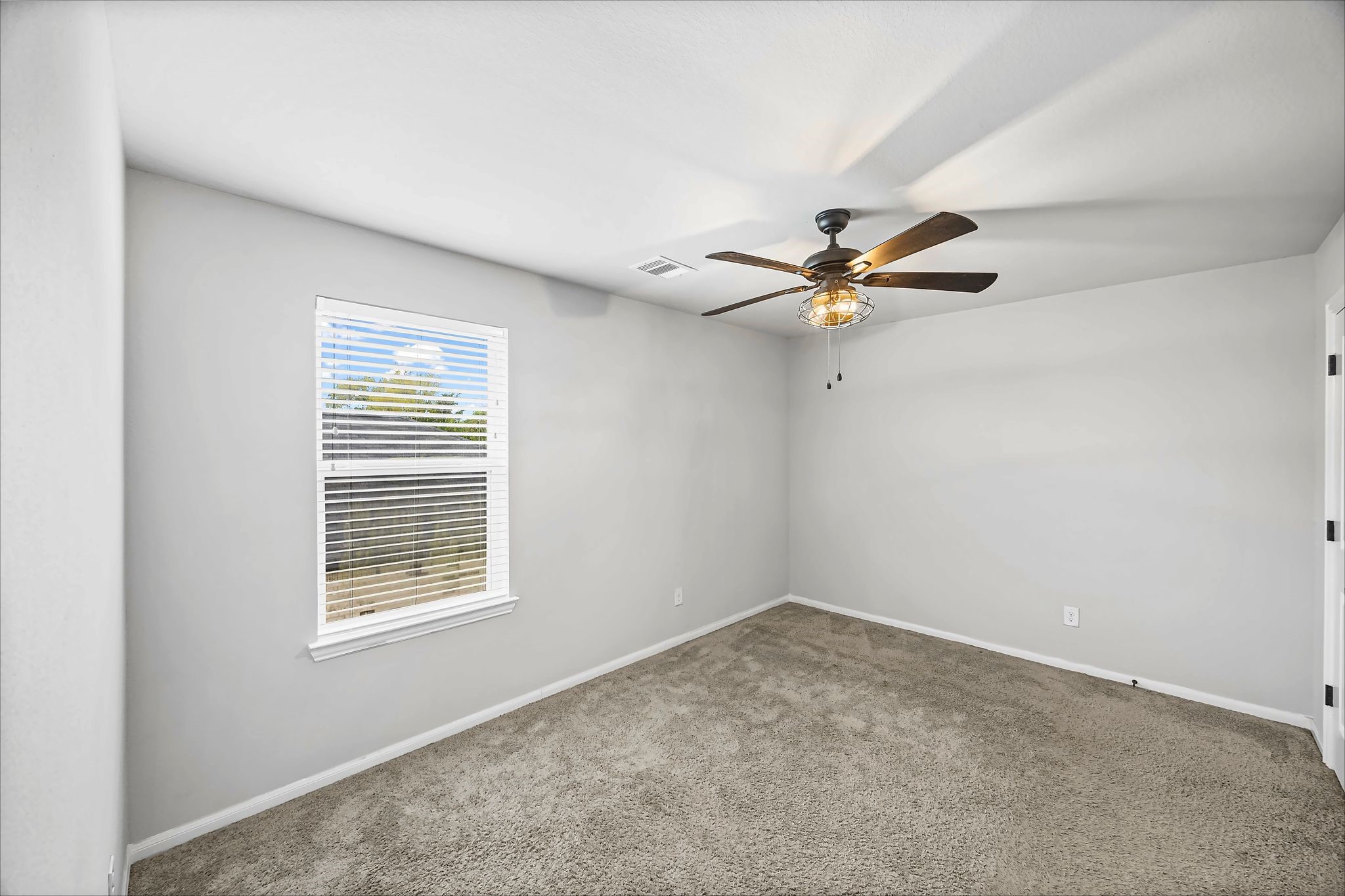 7327 Parkview Drive Property Photo 14