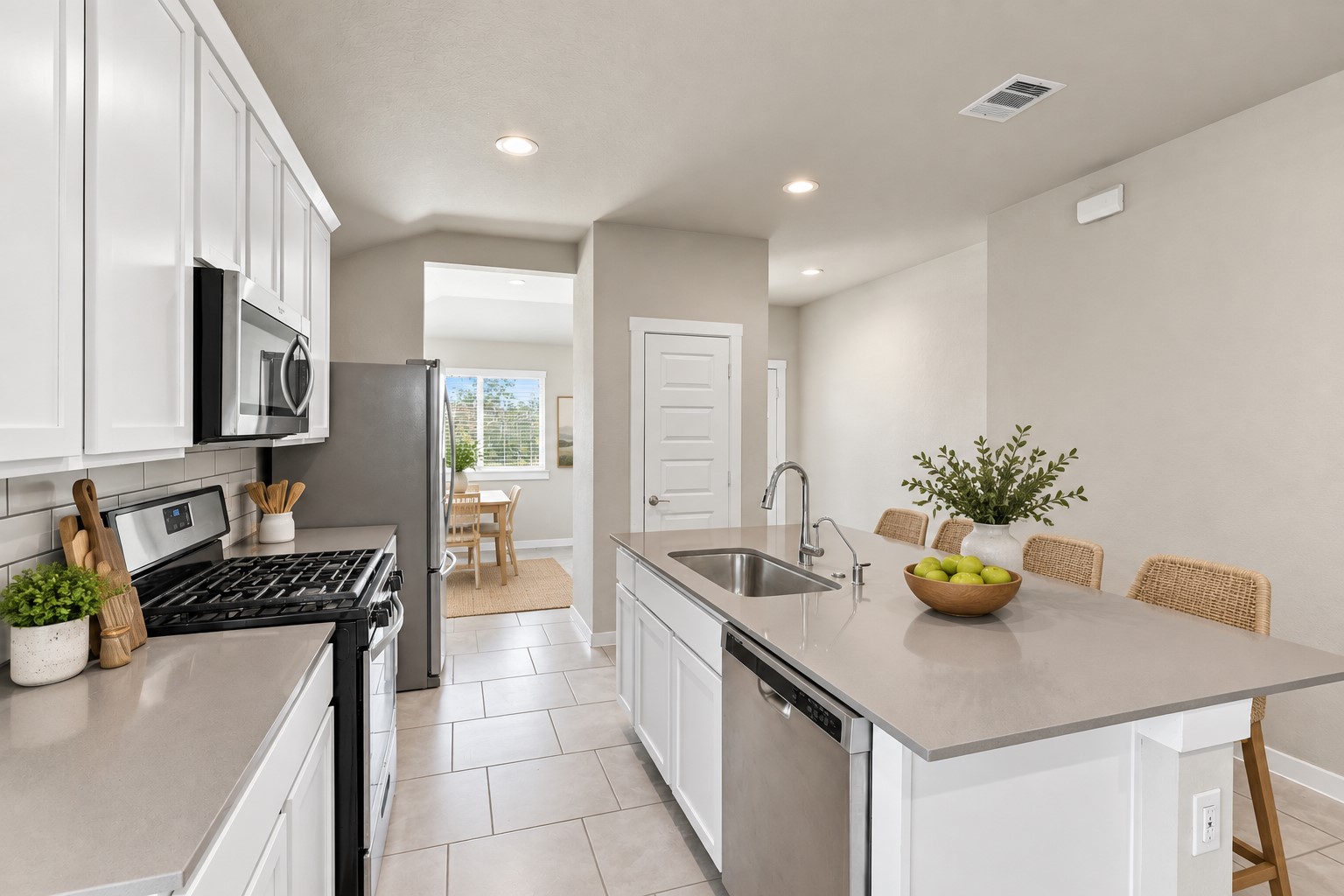 7510 Keystone Blossom Trail Property Photo 6