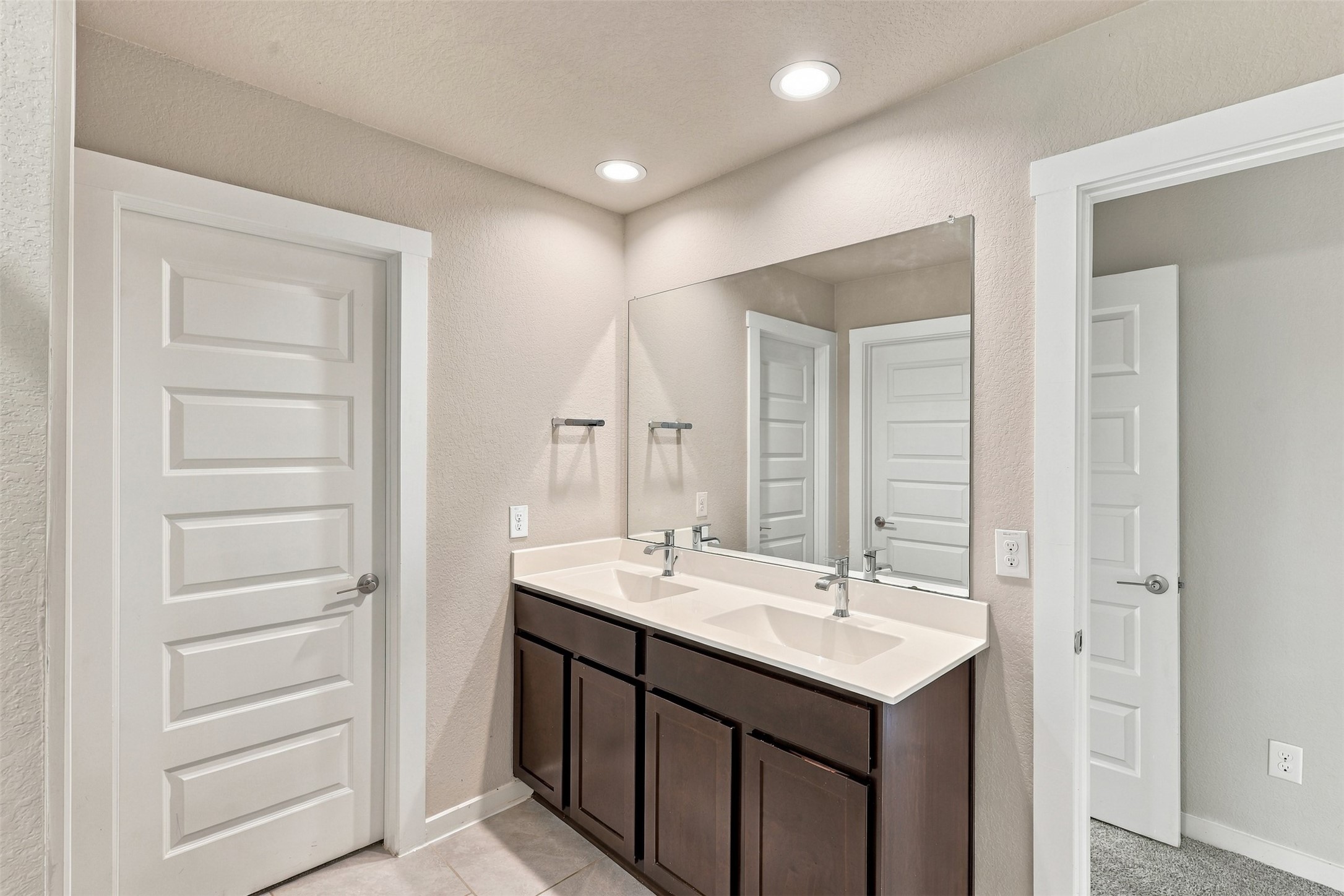 7510 Keystone Blossom Trail Property Photo 10