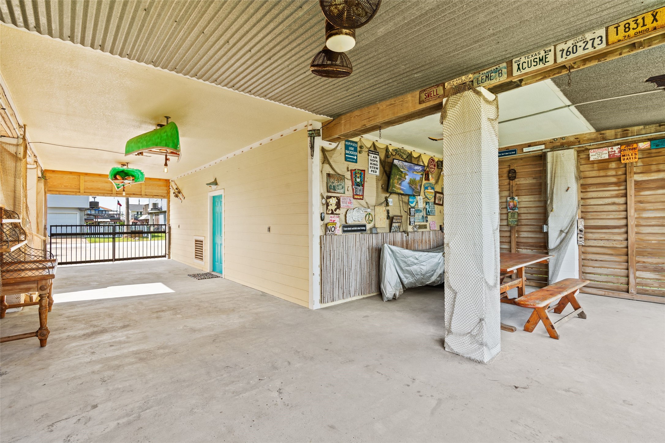 645 Warsaw Street Property Photo 5