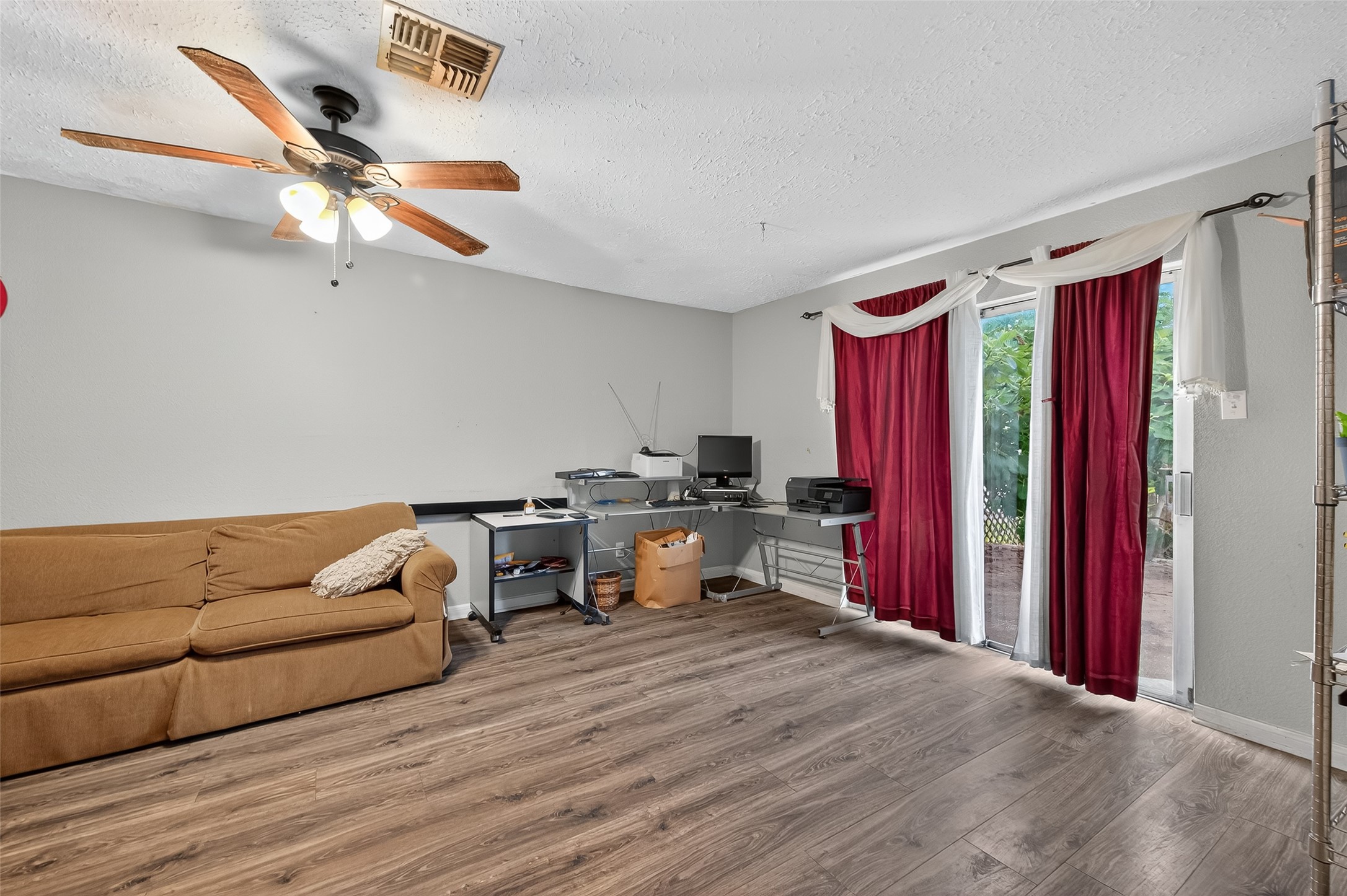 12402 Palmfree Street Property Photo 6