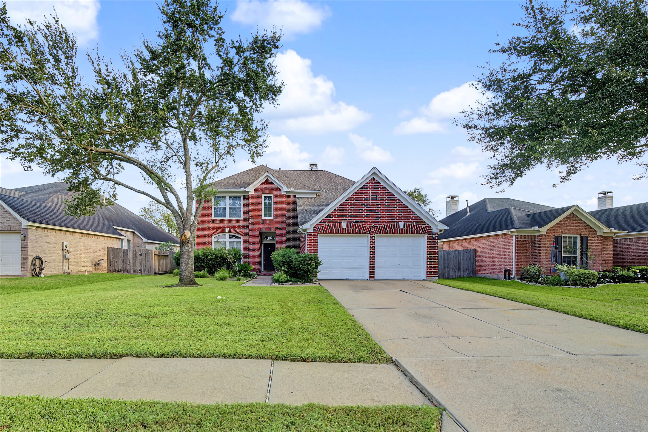 21918 Rivergate Court Property Photo 4