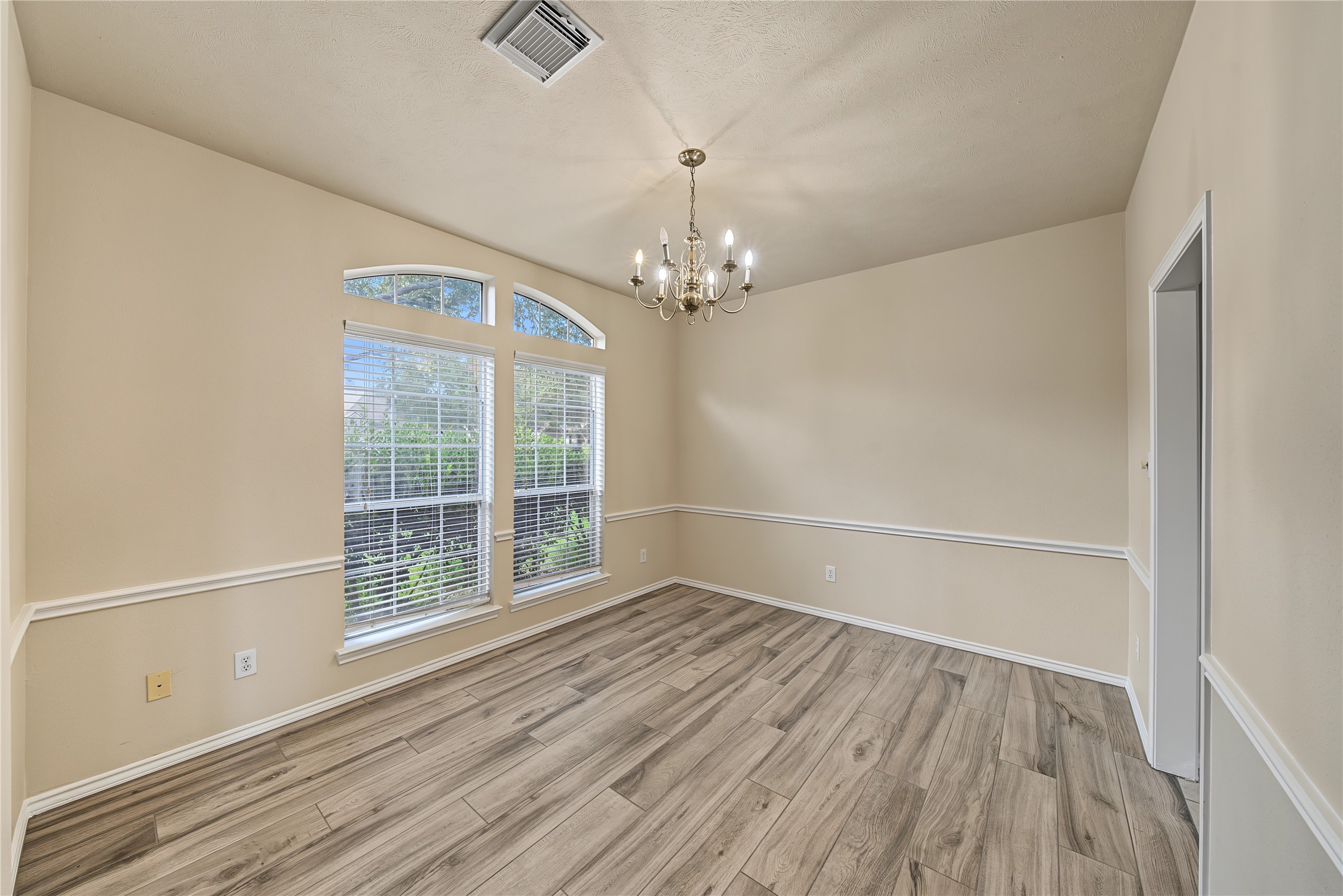 21918 Rivergate Court Property Photo 8