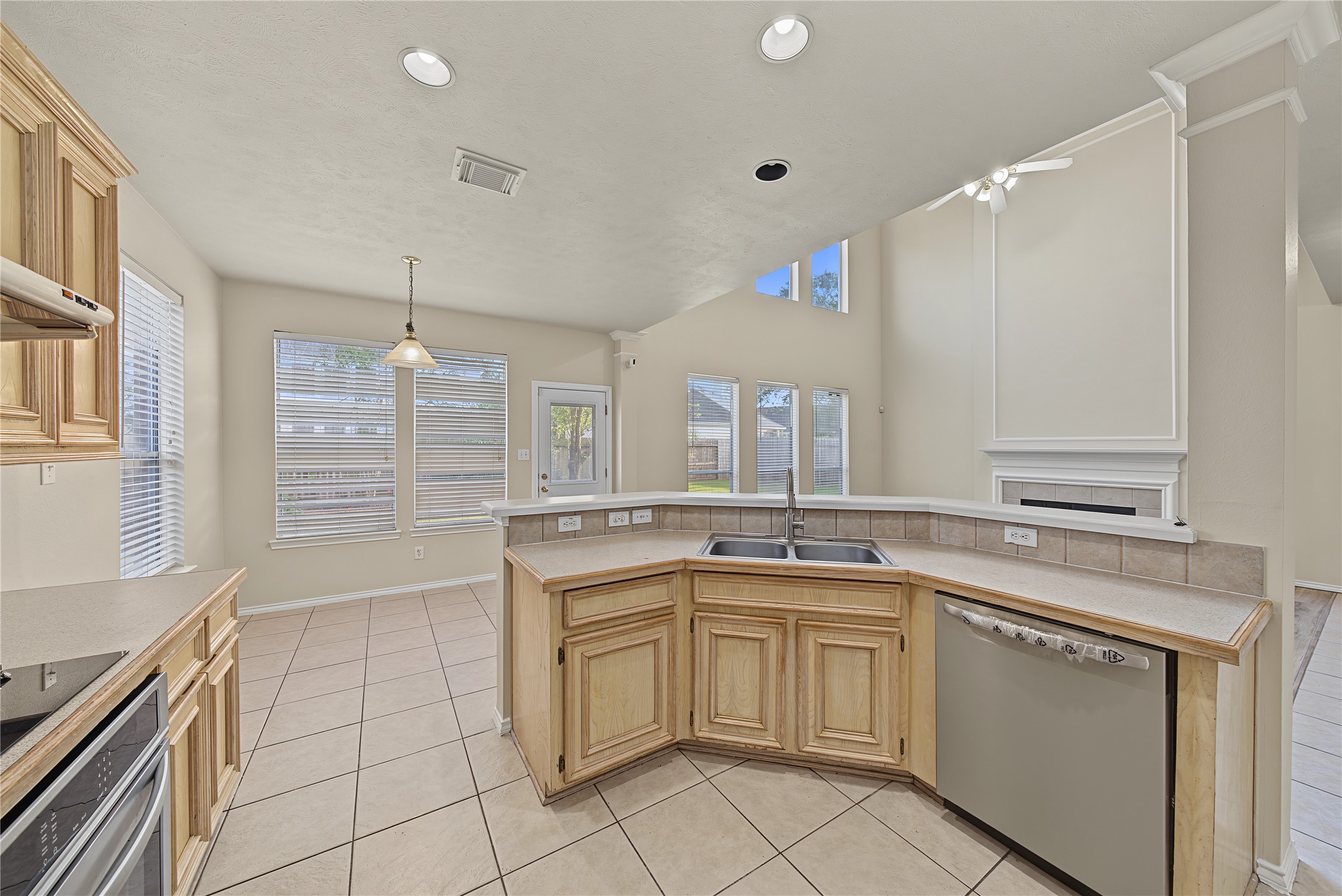 21918 Rivergate Court Property Photo 10