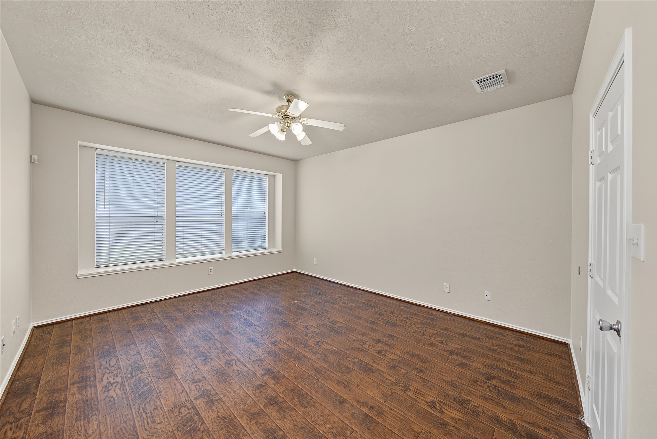 21918 Rivergate Court Property Photo 24
