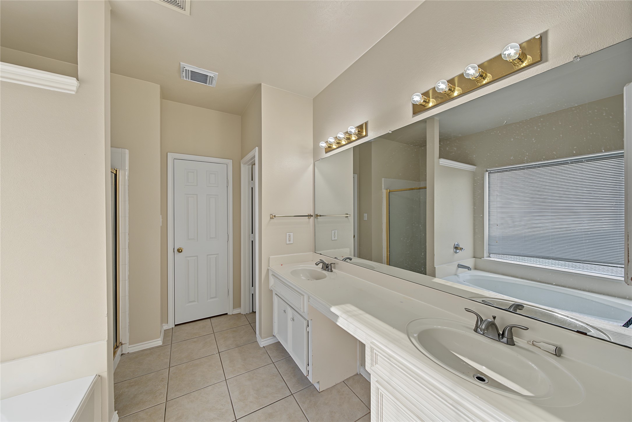 21918 Rivergate Court Property Photo 26