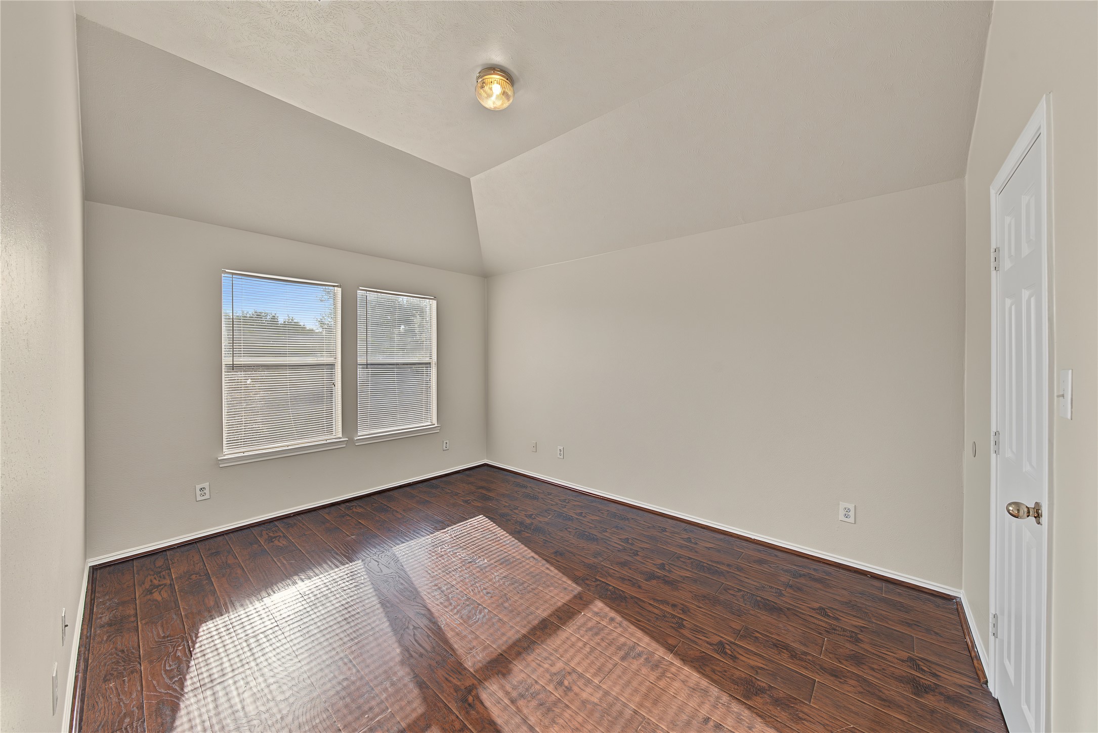 21918 Rivergate Court Property Photo 32